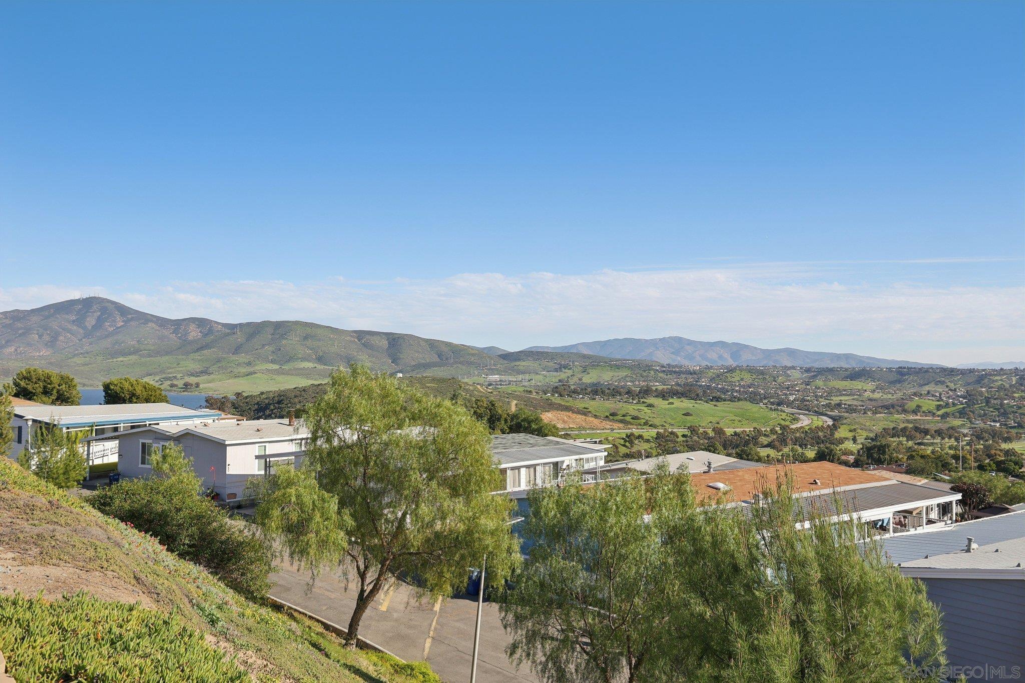 Detail Gallery Image 66 of 68 For 275 S Worthington St  #14,  Spring Valley,  CA 91977 - 2 Beds | 2 Baths