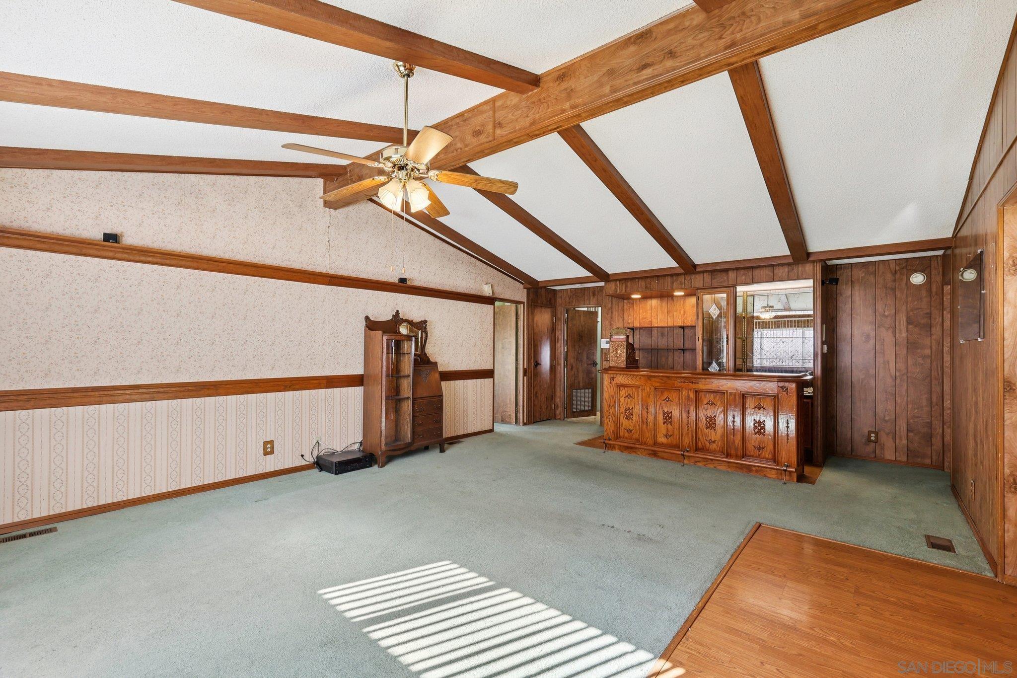 Detail Gallery Image 8 of 68 For 275 S Worthington St  #14,  Spring Valley,  CA 91977 - 2 Beds | 2 Baths