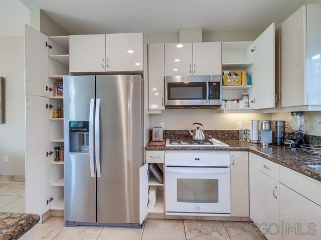 Detail Gallery Image 23 of 56 For 555  Front St  #205,  San Diego,  CA 92101 - 2 Beds | 2 Baths