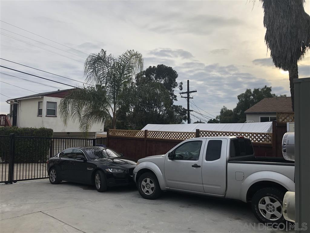 Detail Gallery Image 5 of 8 For 2951  B Street, San Diego,  CA 92102 - 2 Beds | 2 Baths