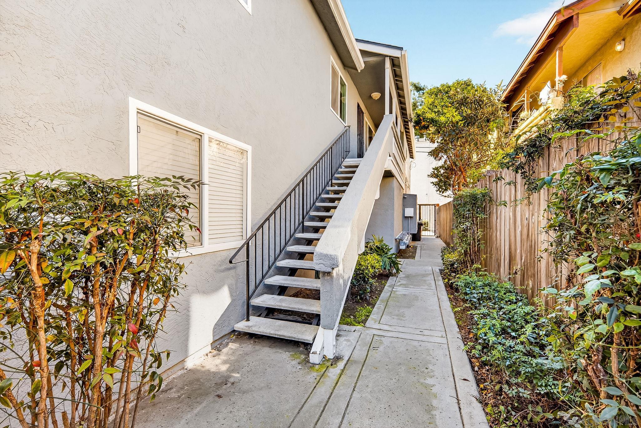 Detail Gallery Image 4 of 20 For 4224  46th Street  5, San Diego,  CA 92115 - 3 Beds | 2 Baths