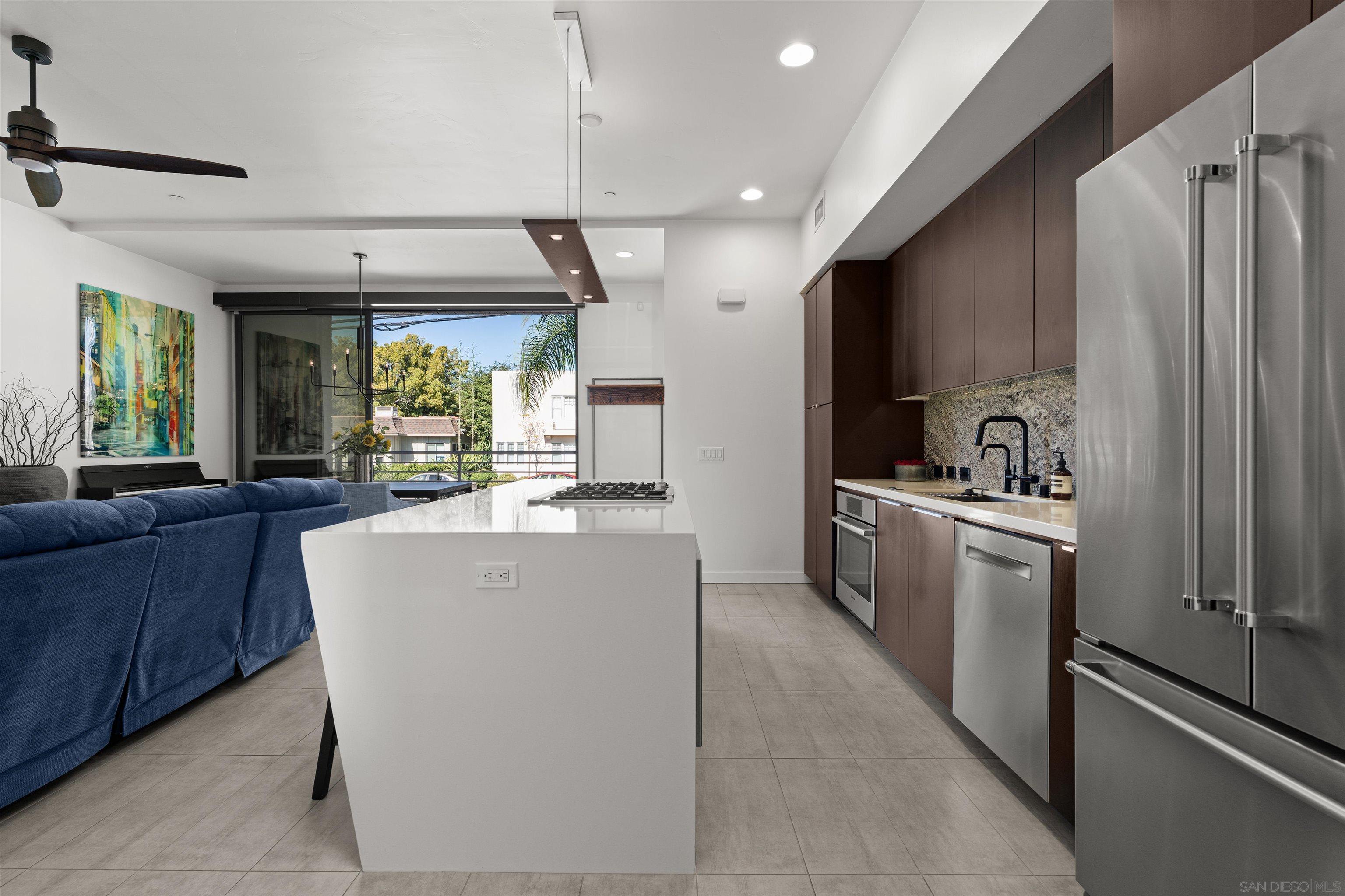 Detail Gallery Image 12 of 52 For 319  Upas Street, San Diego,  CA 92103 - 3 Beds | 2 Baths