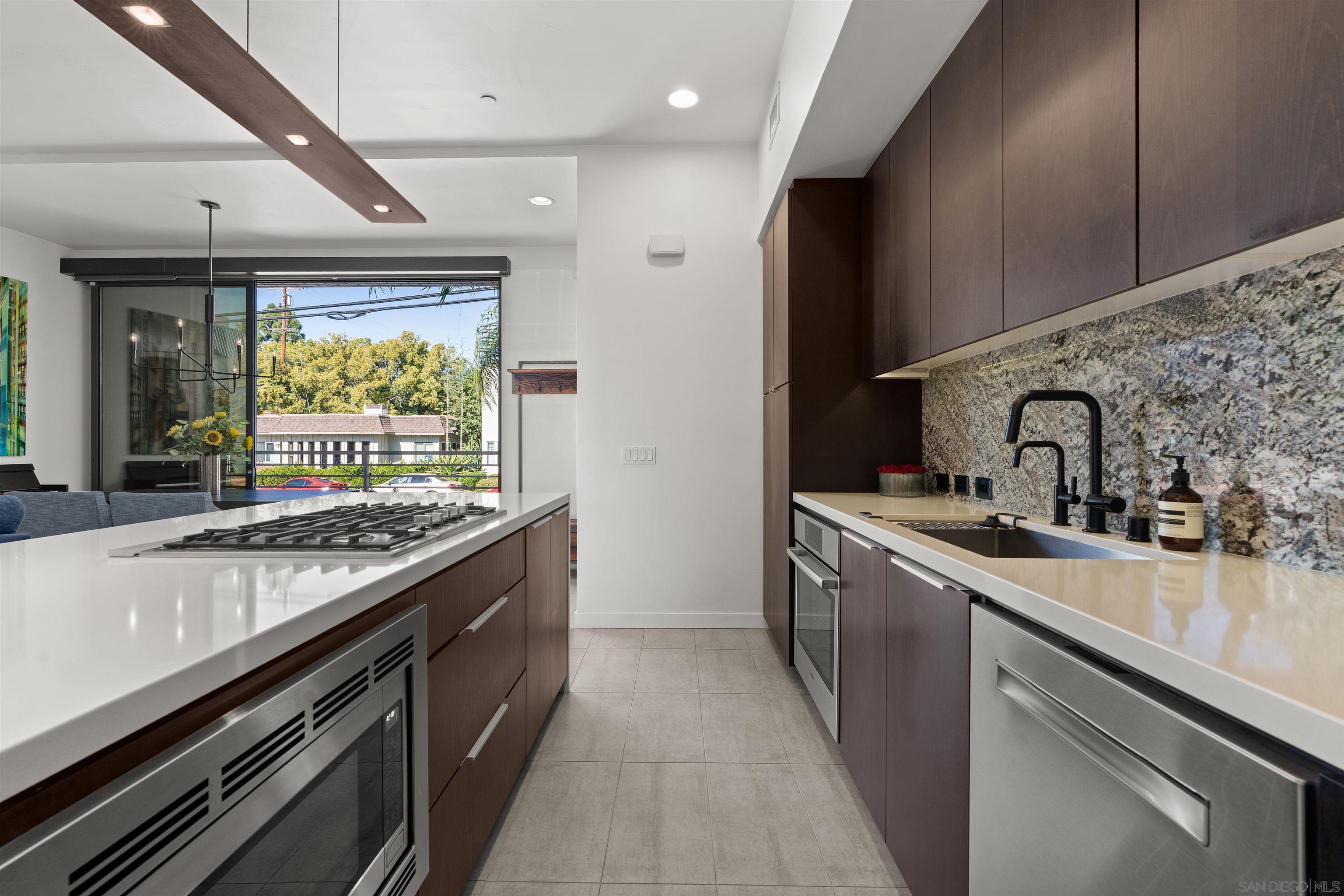 Detail Gallery Image 23 of 52 For 319  Upas Street, San Diego,  CA 92103 - 3 Beds | 2 Baths