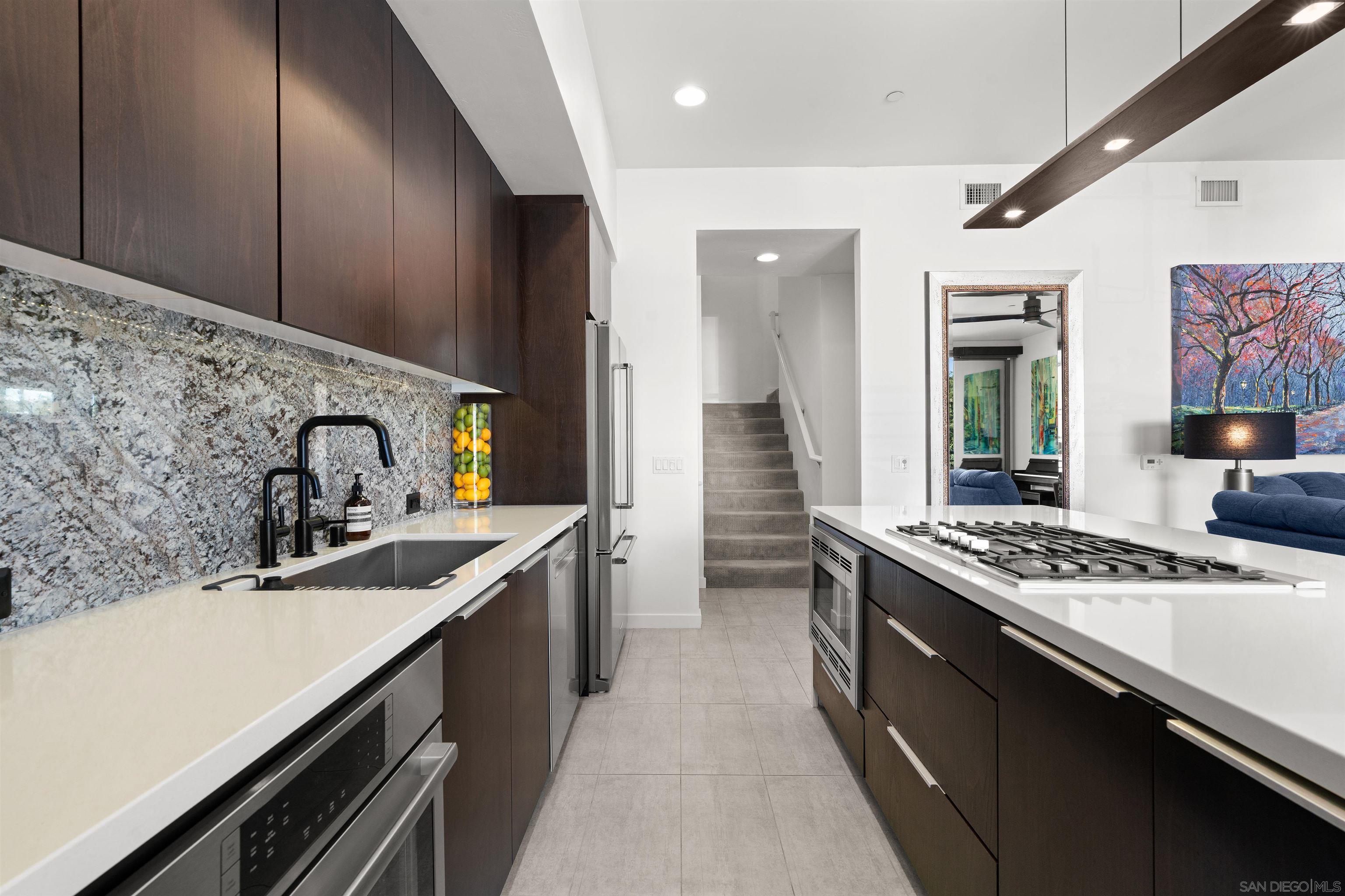 Detail Gallery Image 24 of 52 For 319  Upas Street, San Diego,  CA 92103 - 3 Beds | 2 Baths