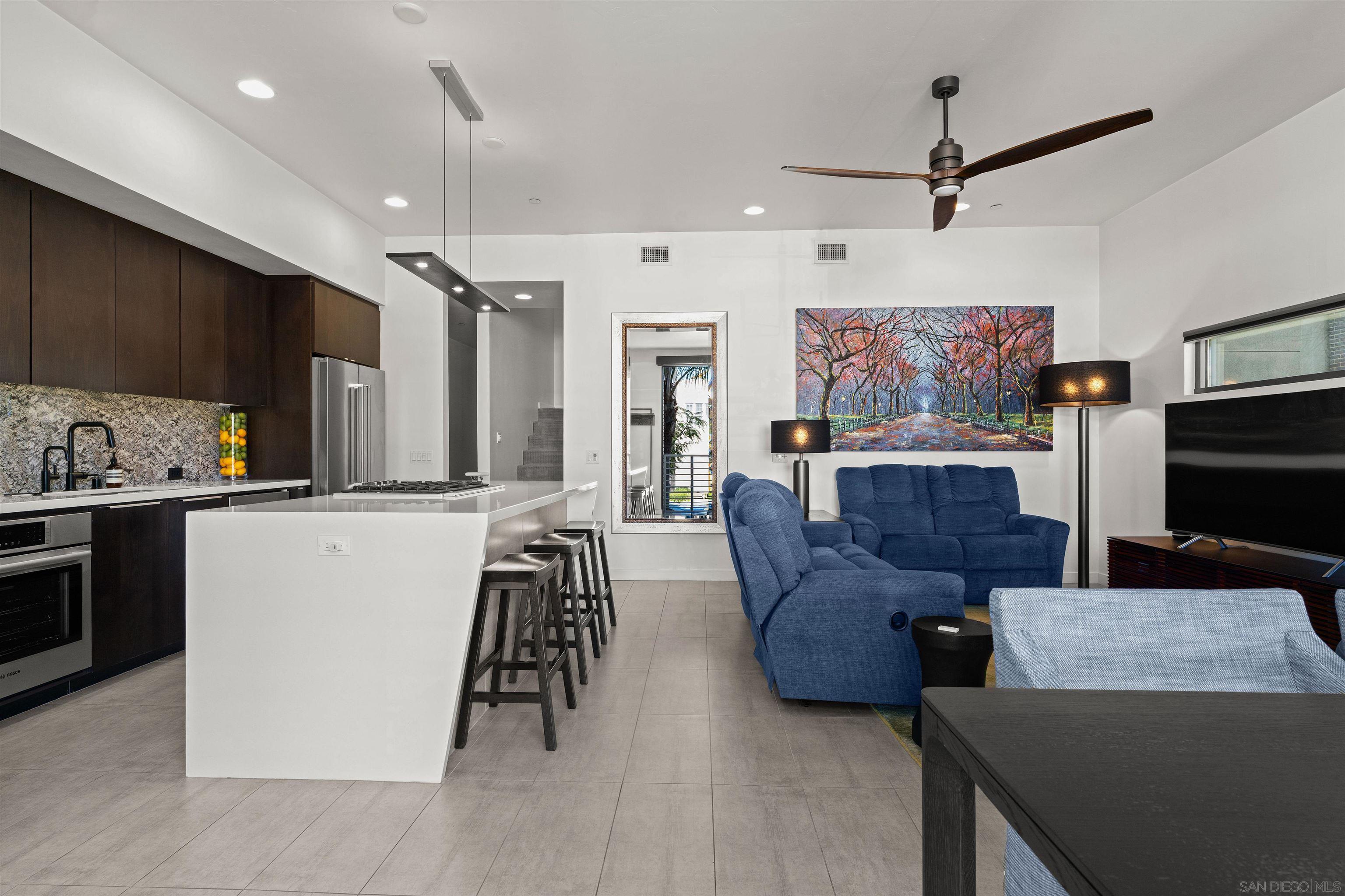 Detail Gallery Image 4 of 52 For 319  Upas Street, San Diego,  CA 92103 - 3 Beds | 2 Baths