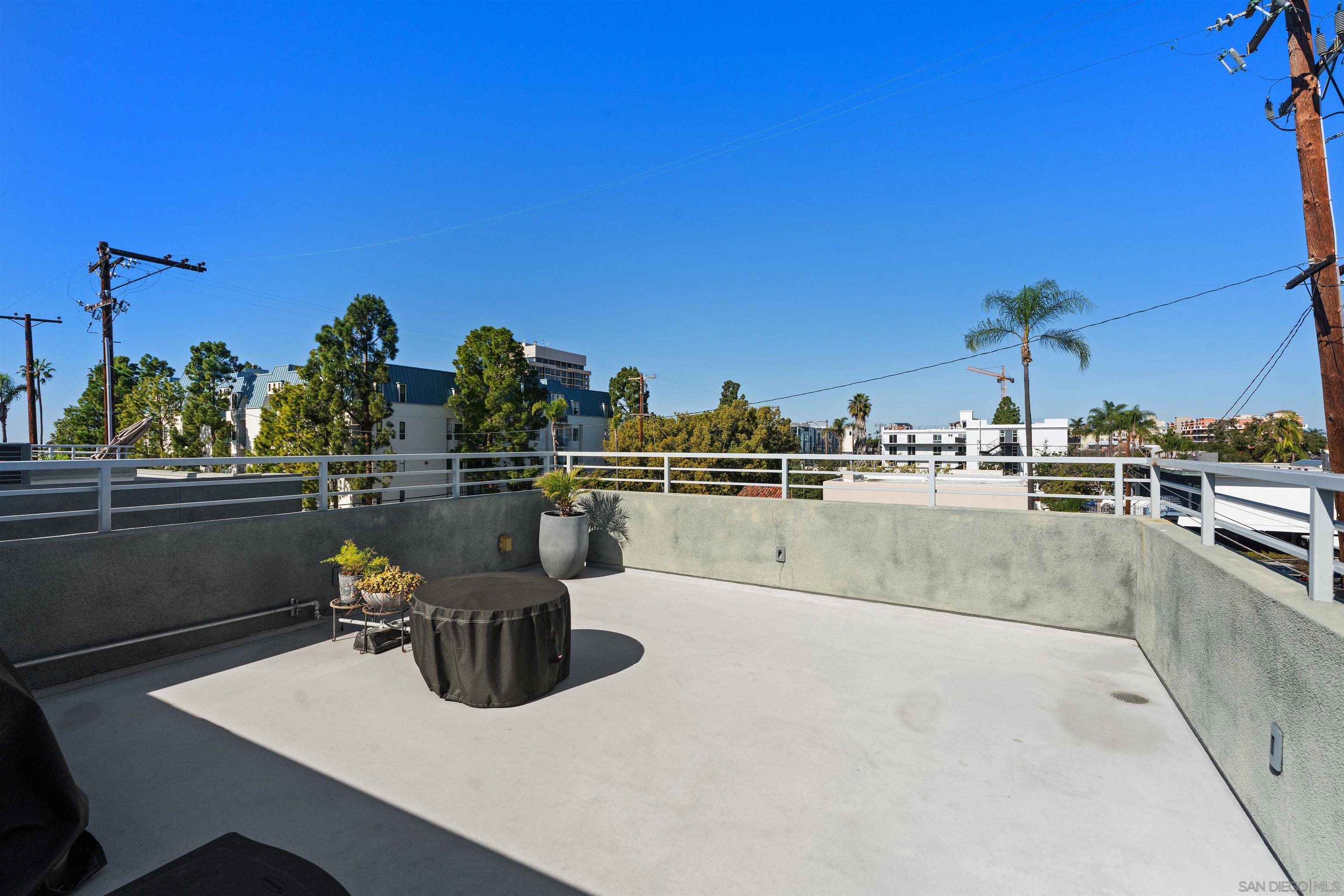 Detail Gallery Image 47 of 52 For 319  Upas Street, San Diego,  CA 92103 - 3 Beds | 2 Baths