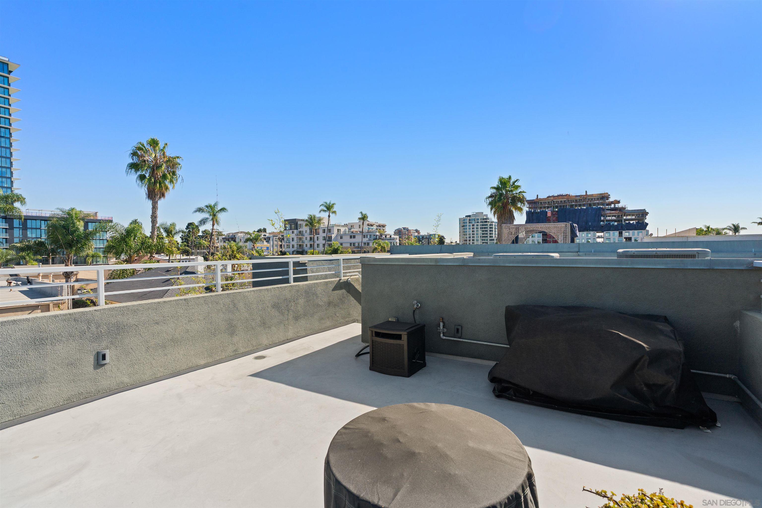 Detail Gallery Image 50 of 52 For 319  Upas Street, San Diego,  CA 92103 - 3 Beds | 2 Baths