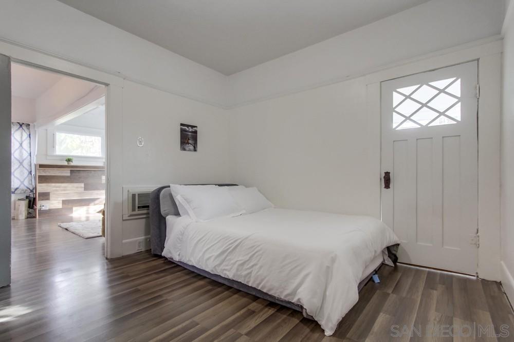 Detail Gallery Image 13 of 46 For 744   Robinson Ave, San Diego,  CA 92103 - 4 Beds | 1/1 Baths