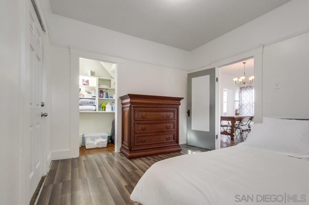 Detail Gallery Image 15 of 46 For 744   Robinson Ave, San Diego,  CA 92103 - 4 Beds | 1/1 Baths