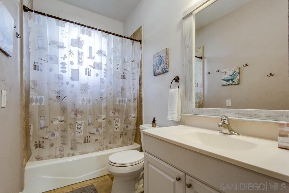 Detail Gallery Image 16 of 46 For 744   Robinson Ave, San Diego,  CA 92103 - 4 Beds | 1/1 Baths
