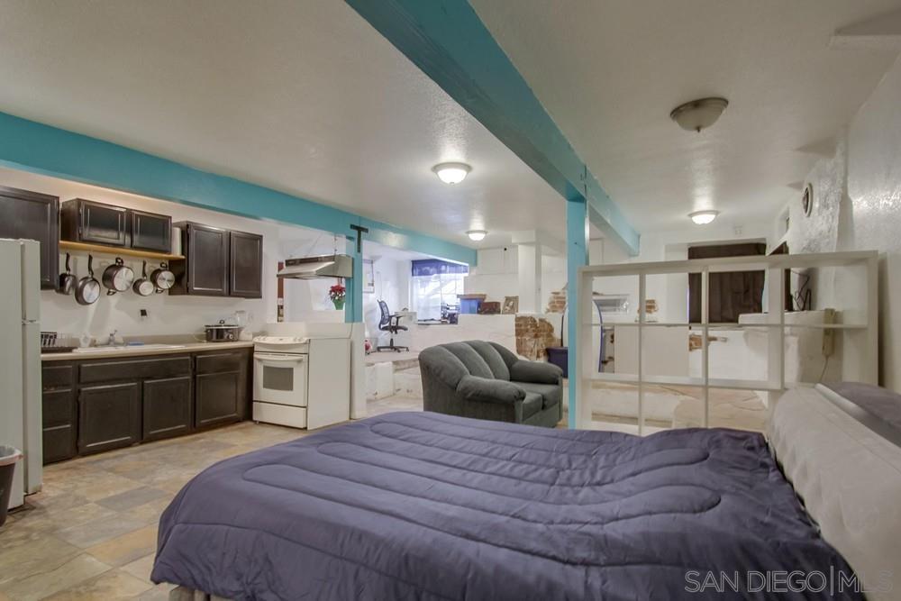 Detail Gallery Image 31 of 46 For 744   Robinson Ave, San Diego,  CA 92103 - 4 Beds | 1/1 Baths