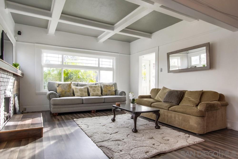 Detail Gallery Image 7 of 46 For 744   Robinson Ave, San Diego,  CA 92103 - 4 Beds | 1/1 Baths