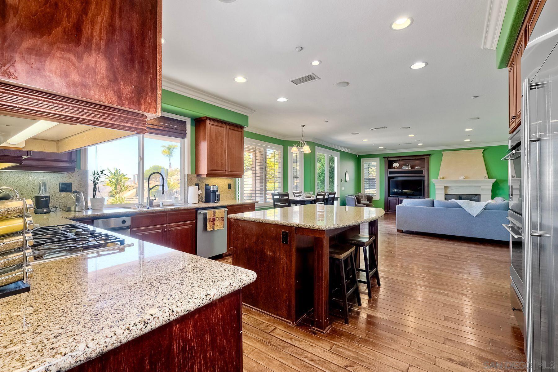 Detail Gallery Image 20 of 69 For 15068  Creek Hills Rd, El Cajon,  CA 92021 - 6 Beds | 5/1 Baths