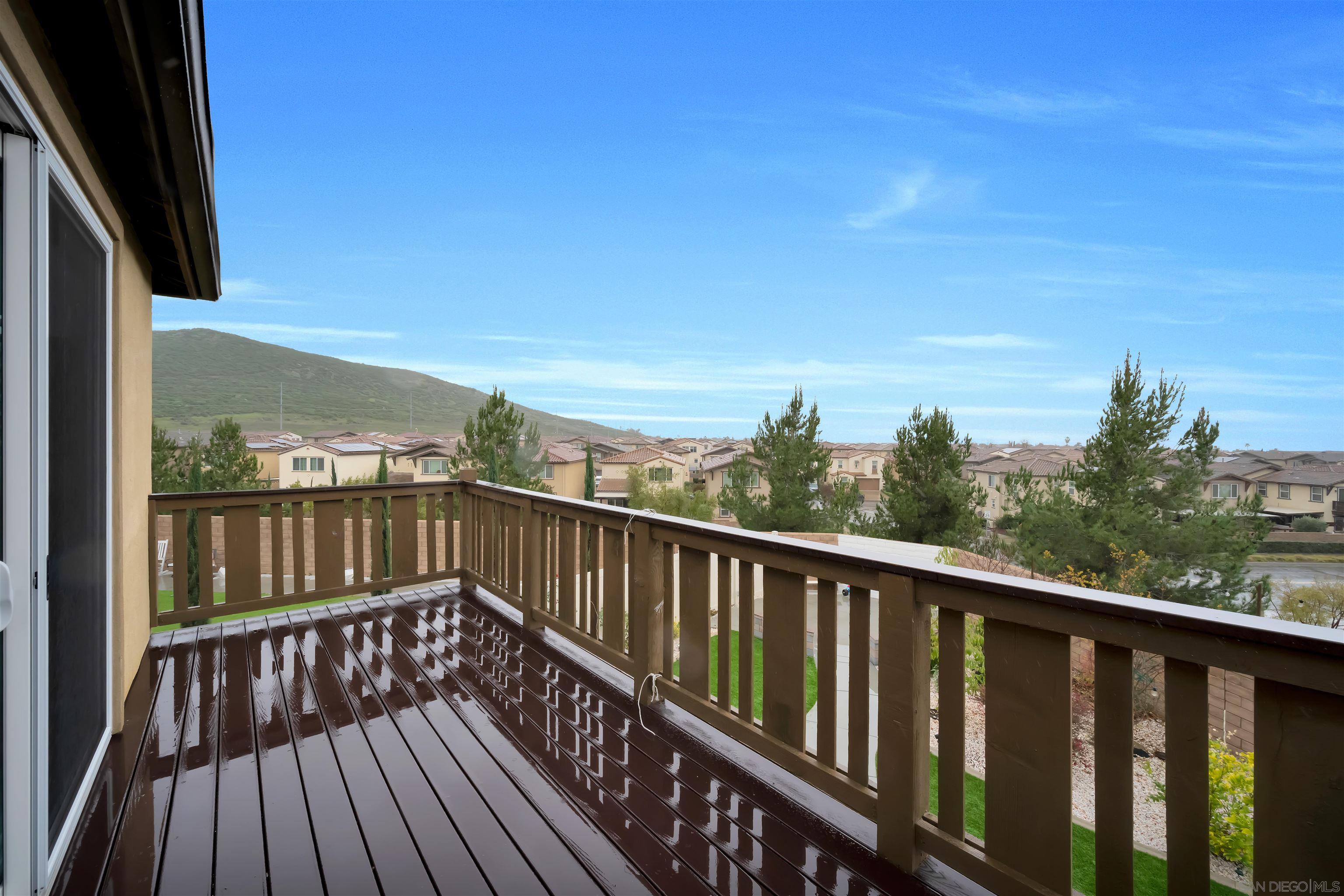 Front Image Thumbnail for SD260002476