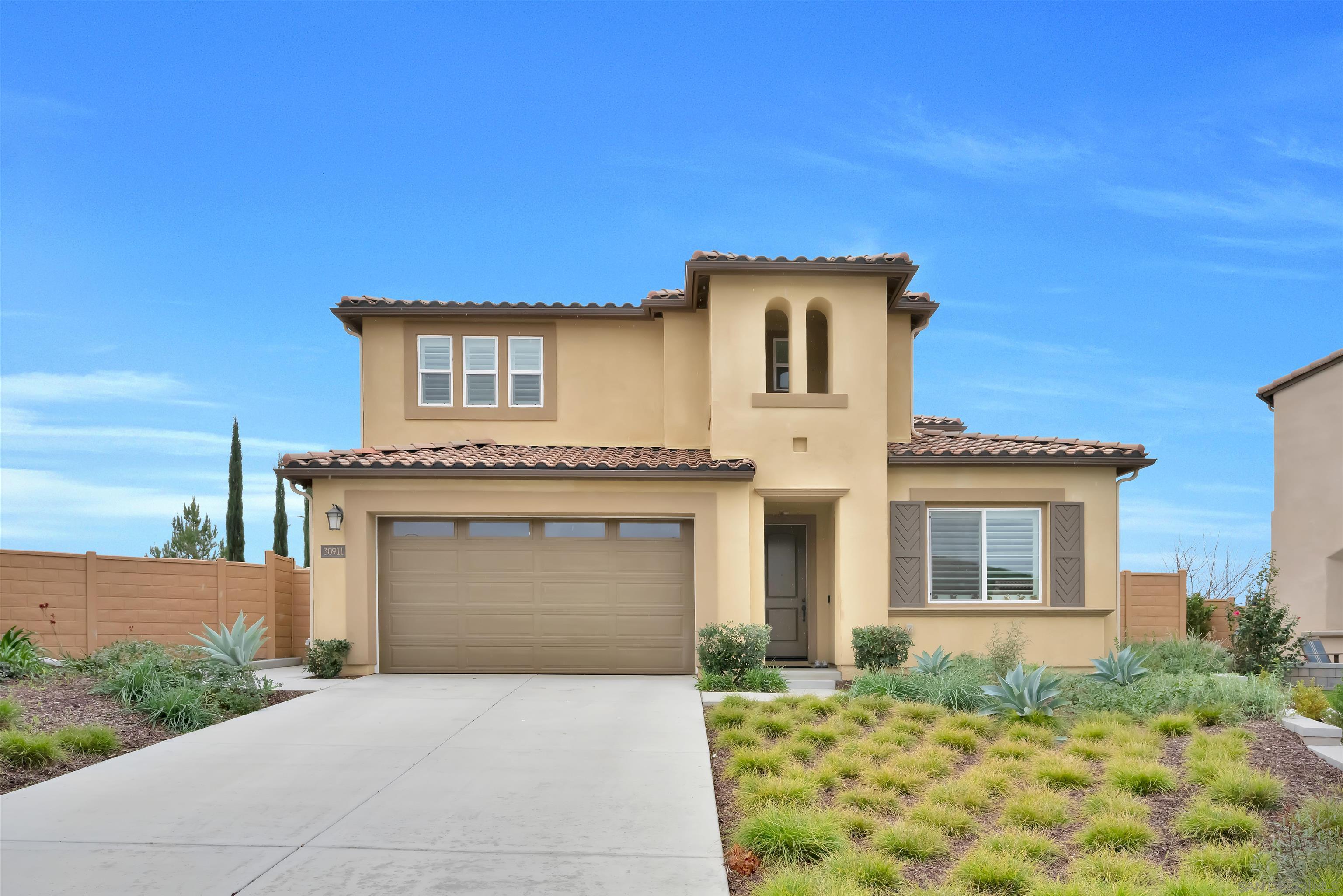 Detail Gallery Image 5 of 39 For 30911  Hillsdale Hts, Murrieta,  CA 92563 - 4 Beds | 3/1 Baths