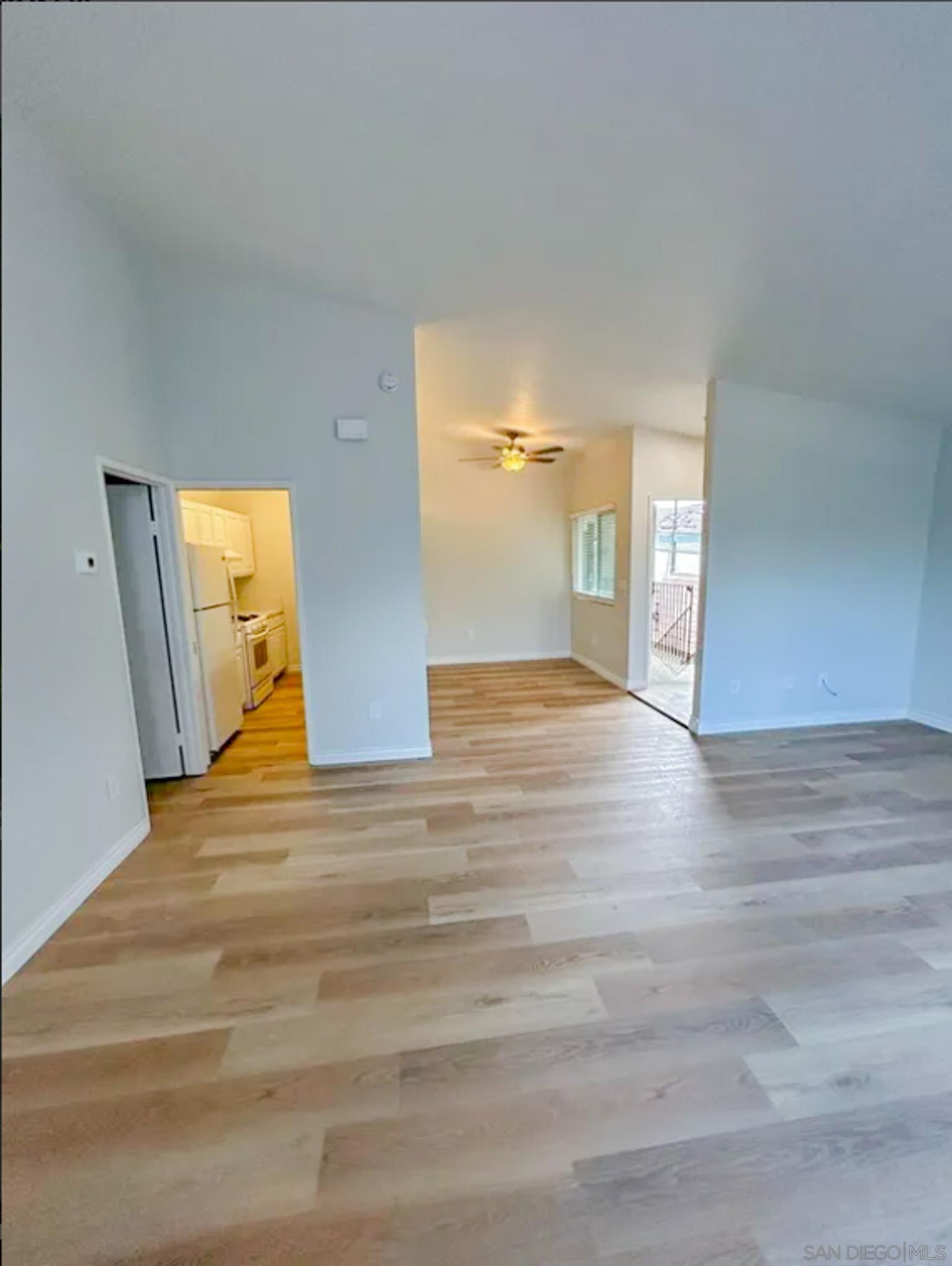 Detail Gallery Image 13 of 20 For 209-17  C Ave., Coronado,  CA 92118 - – Beds | – Baths