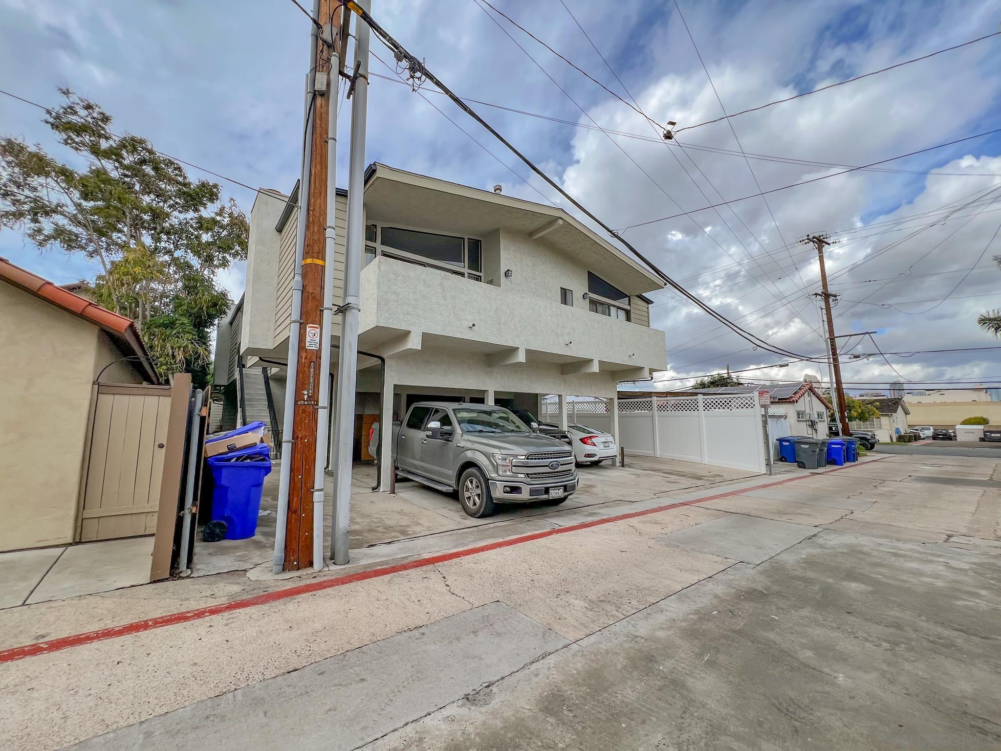 Detail Gallery Image 9 of 20 For 209-17  C Ave., Coronado,  CA 92118 - – Beds | – Baths