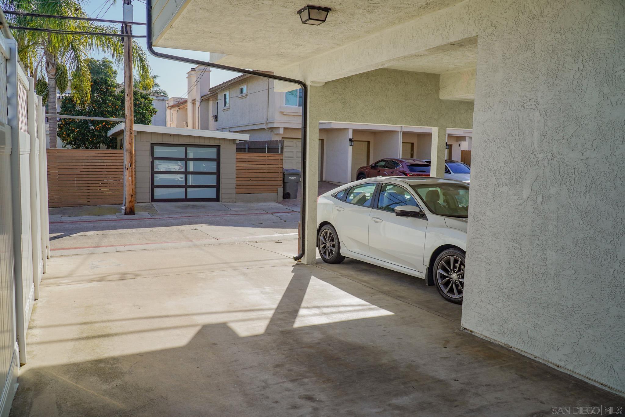 Detail Gallery Image 10 of 20 For 209-17  C Ave., Coronado,  CA 92118 - – Beds | – Baths