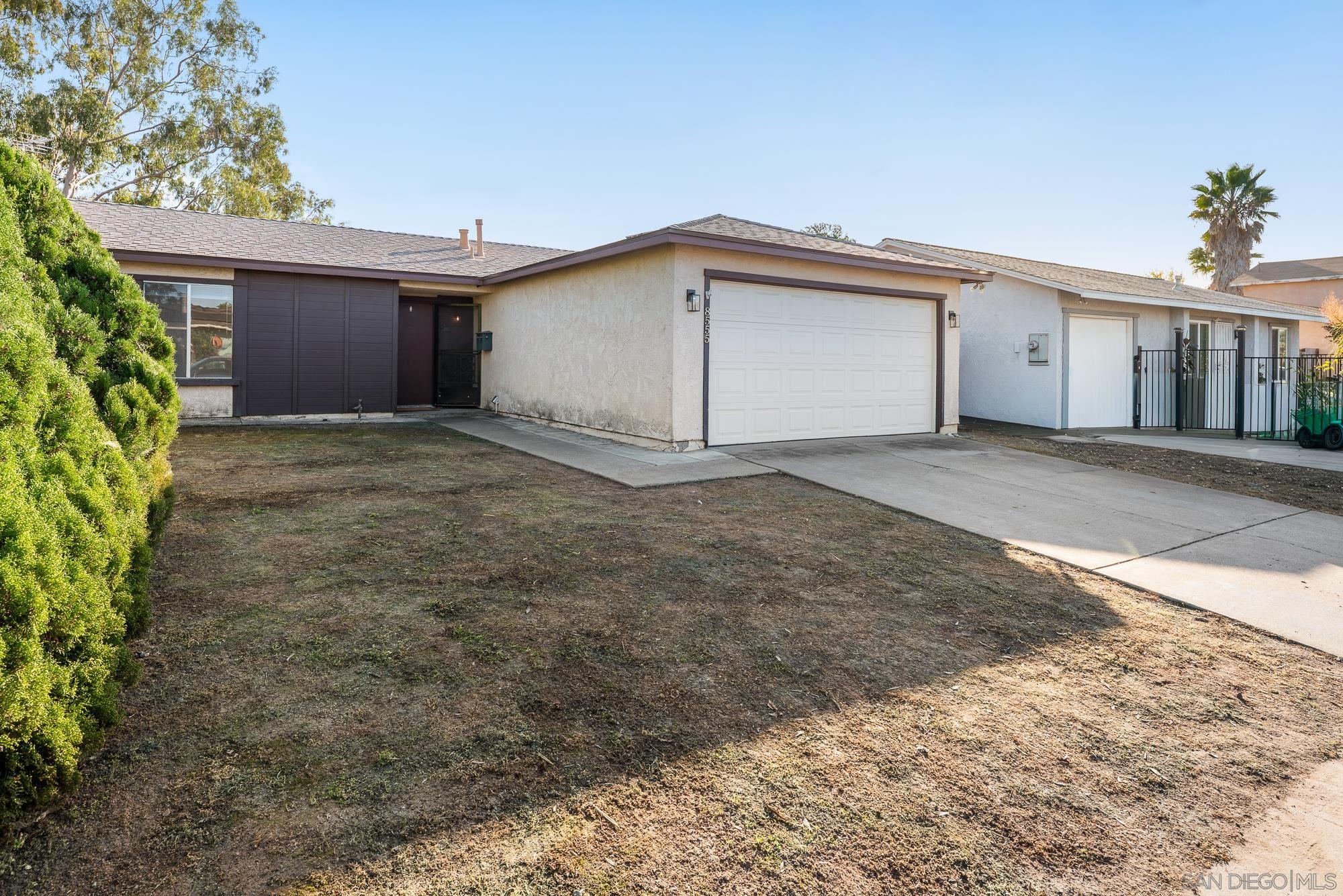 Detail Gallery Image 2 of 36 For 8555  Jade Coast, San Diego,  CA 92126 - 2 Beds | 2 Baths