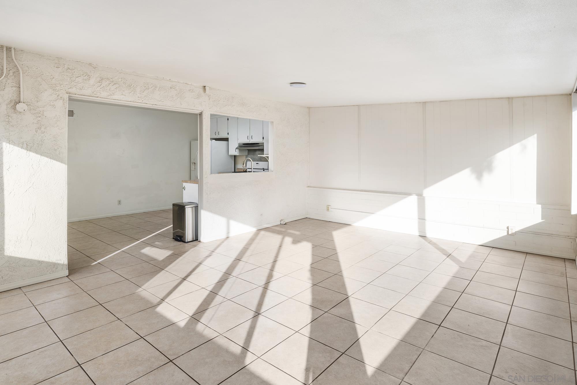 Detail Gallery Image 15 of 36 For 8555  Jade Coast, San Diego,  CA 92126 - 2 Beds | 2 Baths