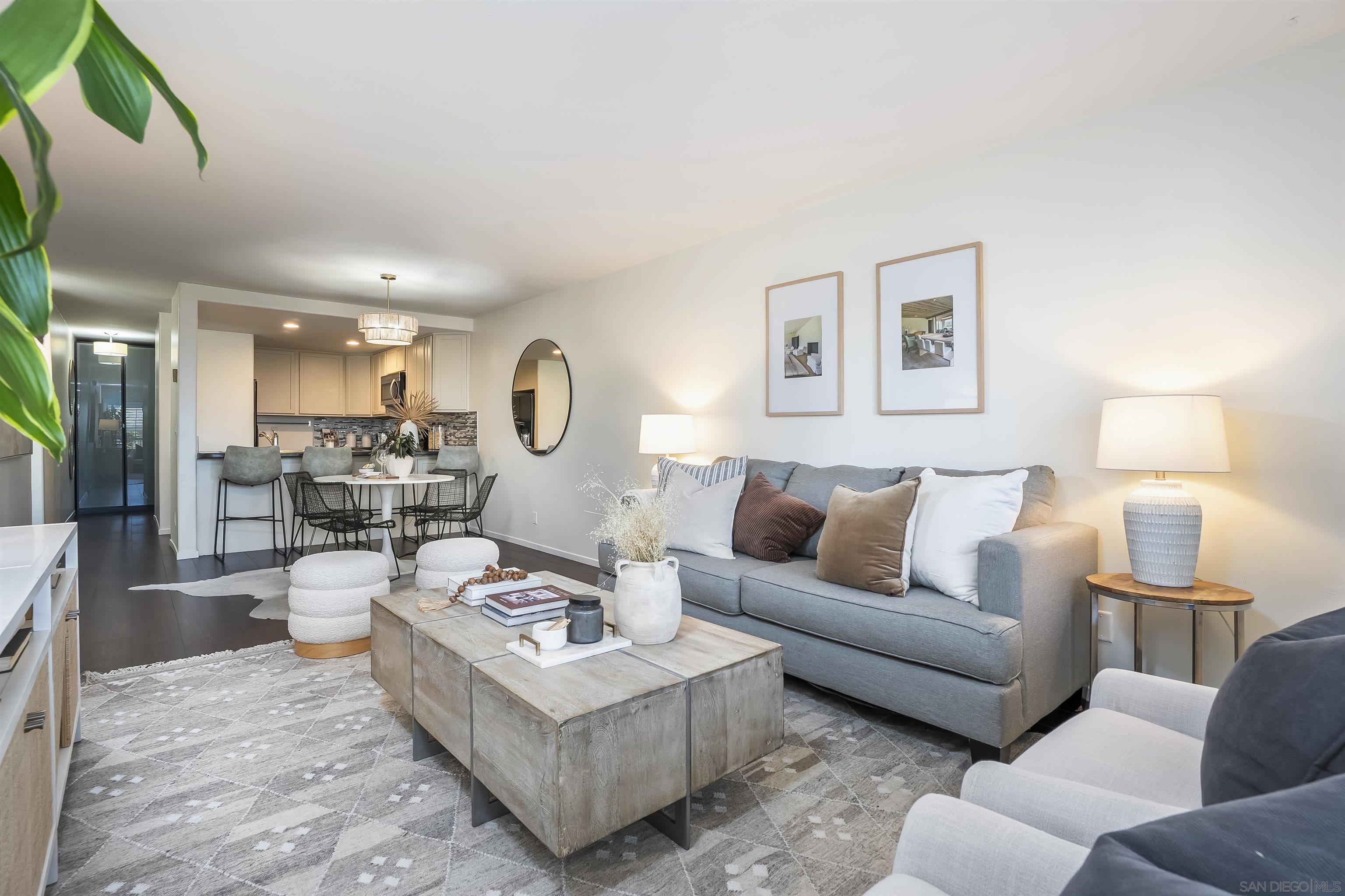 Detail Gallery Image 2 of 30 For 1209  Hueneme St  #5,  San Diego,  CA 92110 - 2 Beds | 2 Baths