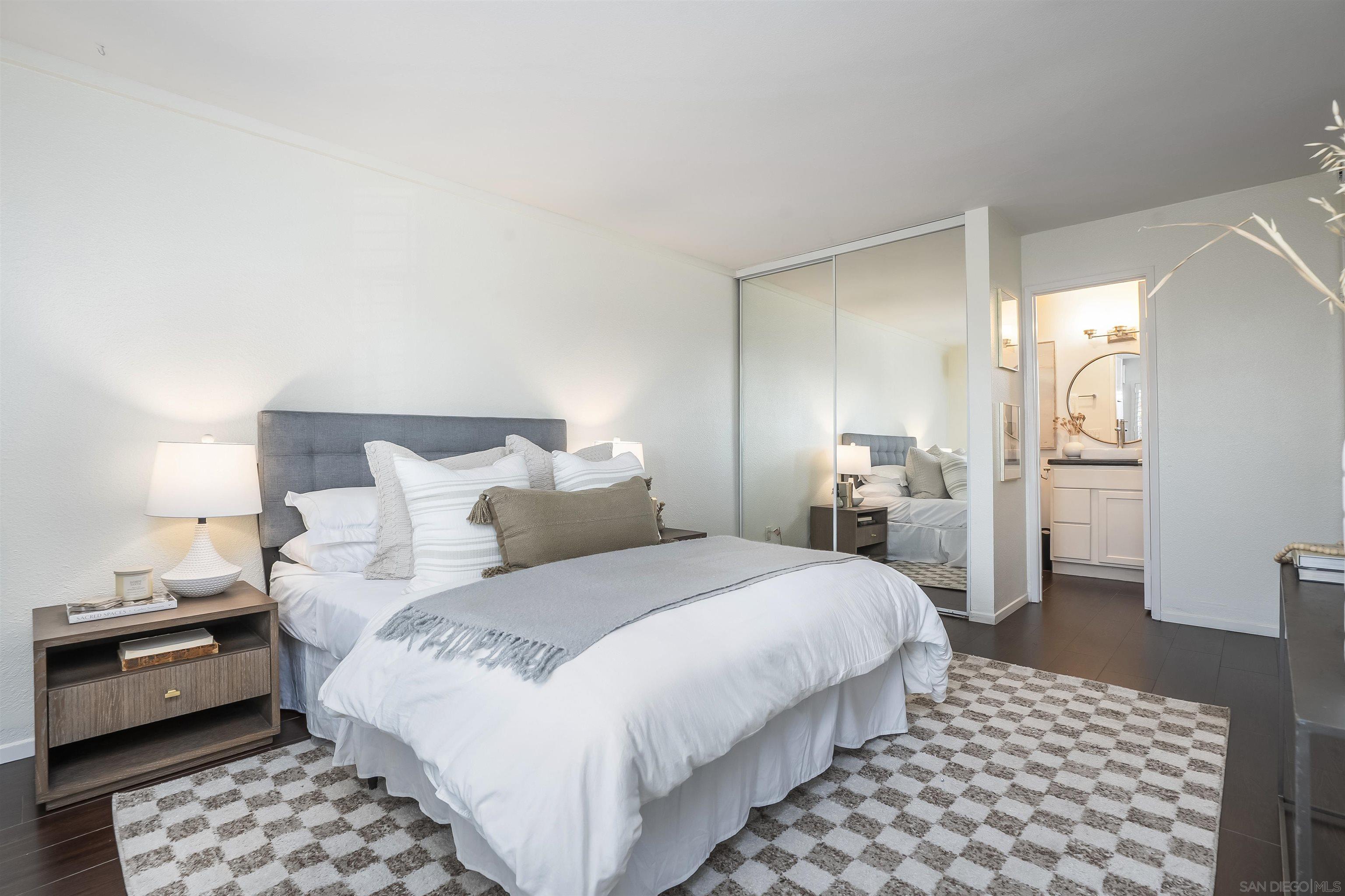 Detail Gallery Image 13 of 29 For 1209  Hueneme St  #5,  San Diego,  CA 92110 - 2 Beds | 2 Baths