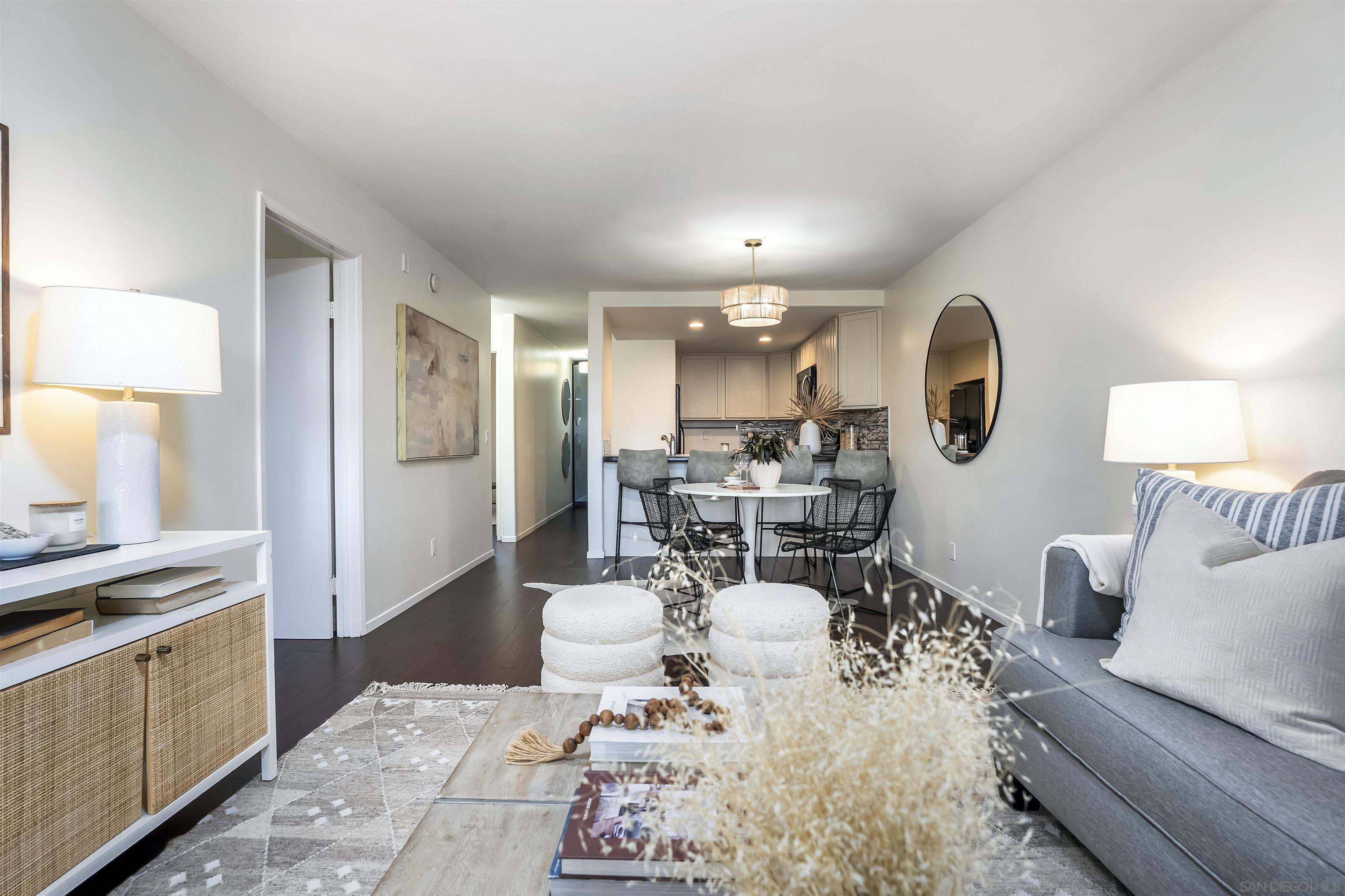 Detail Gallery Image 3 of 30 For 1209  Hueneme St  #5,  San Diego,  CA 92110 - 2 Beds | 2 Baths