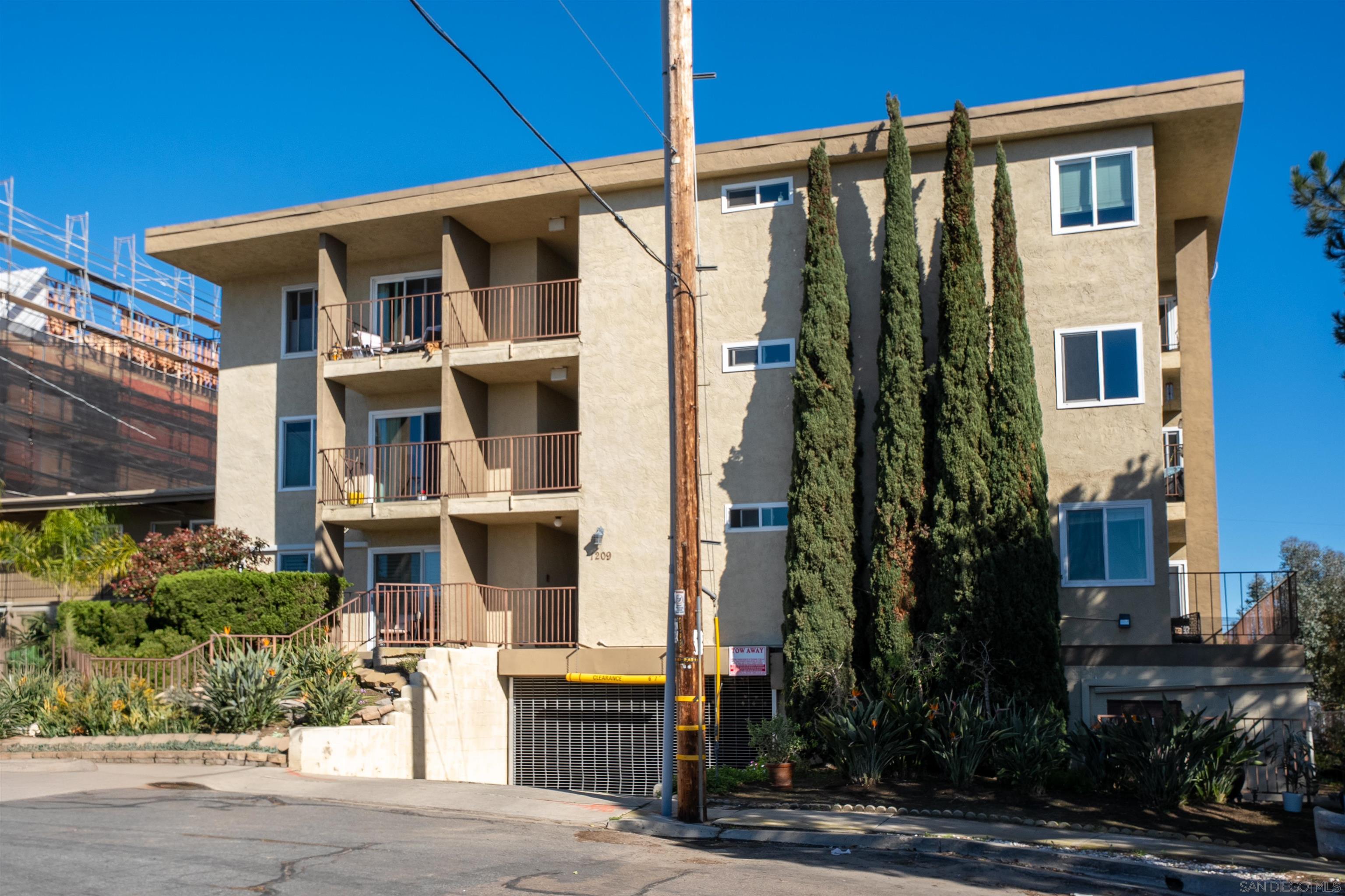 Detail Gallery Image 27 of 30 For 1209  Hueneme St  #5,  San Diego,  CA 92110 - 2 Beds | 2 Baths