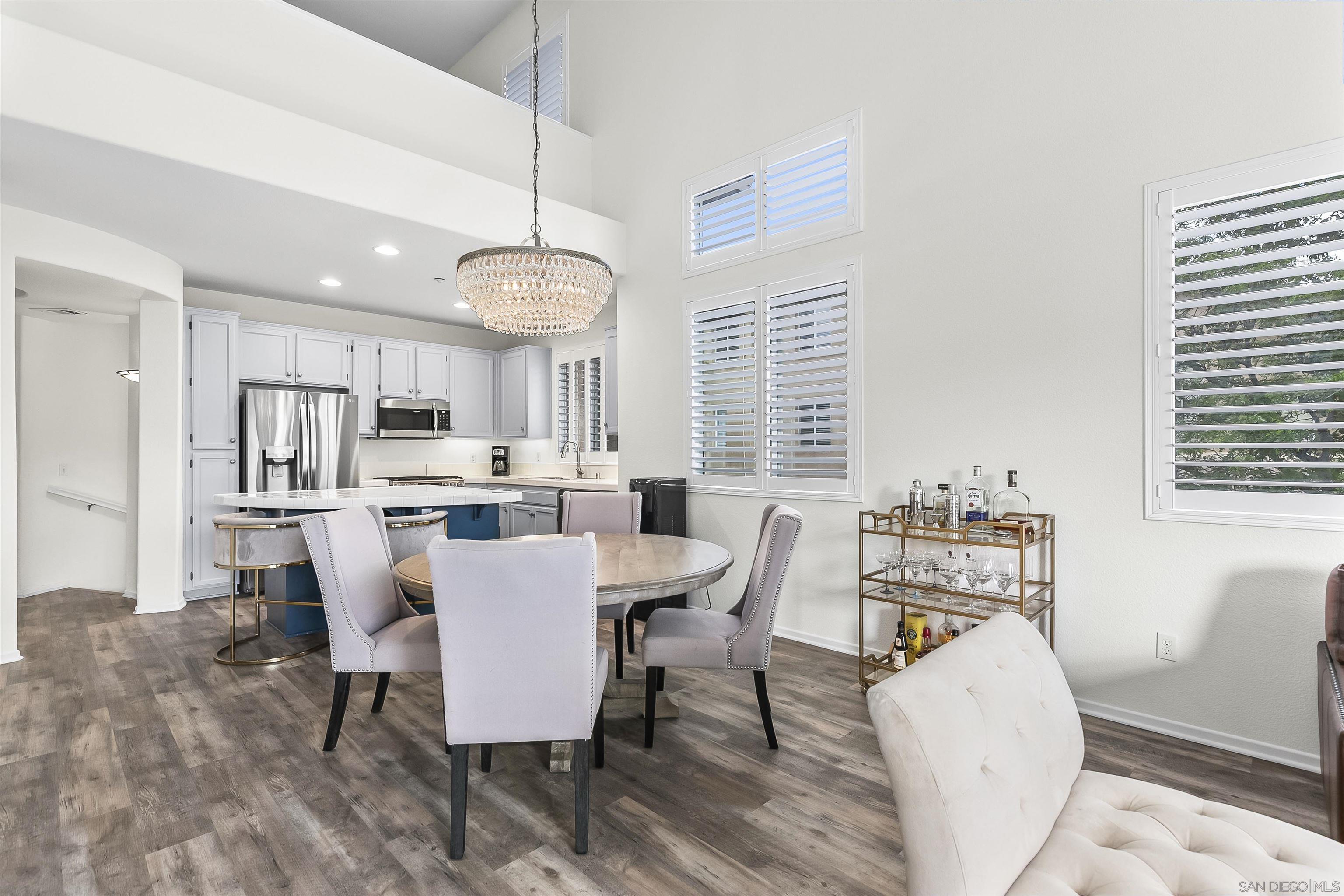 Front Image Thumbnail for SD260002481