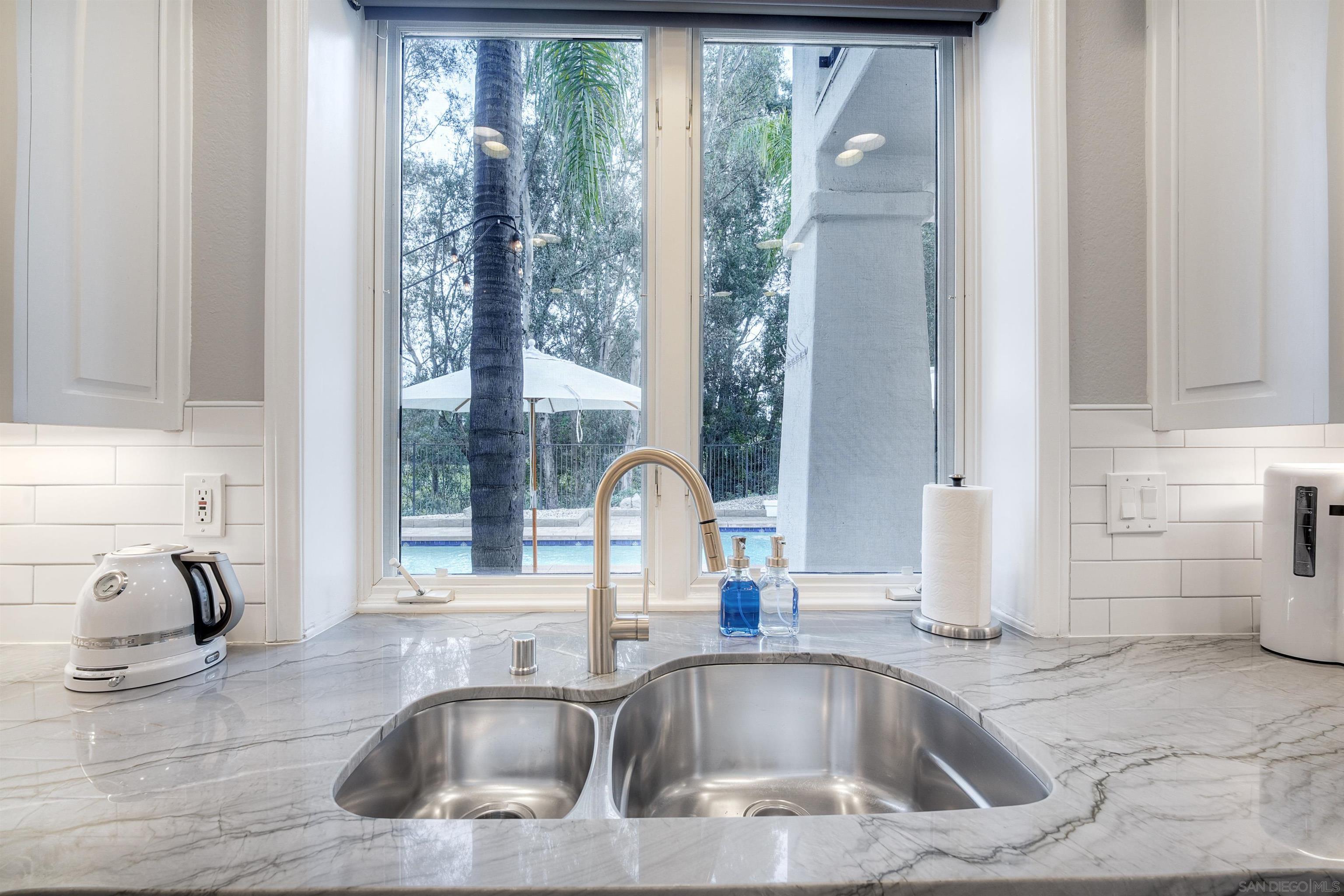 Detail Gallery Image 12 of 50 For 17277 N Woodson Court, Ramona,  CA 92065 - 4 Beds | 3 Baths