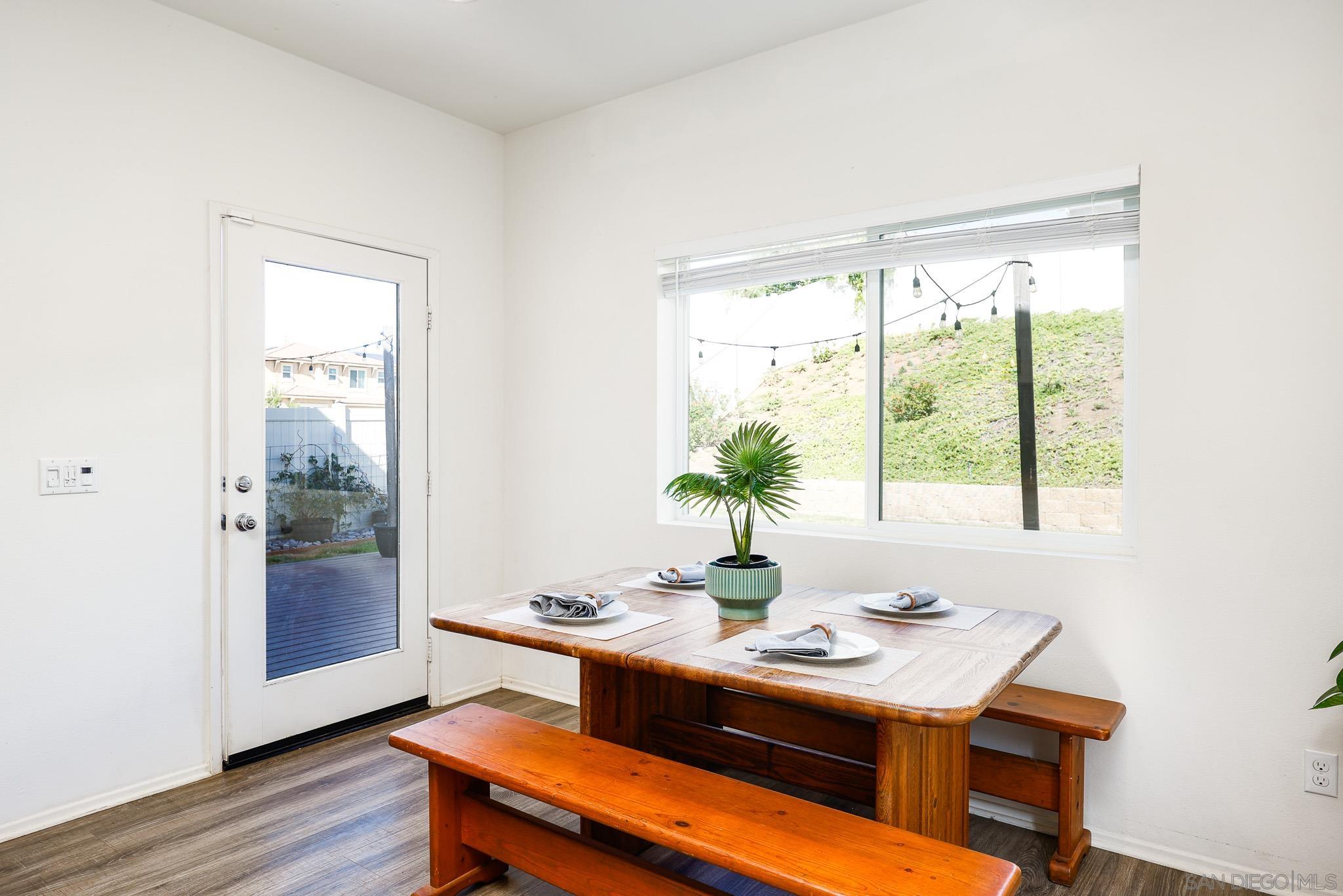 Detail Gallery Image 11 of 48 For 310  Falabella Ln, Fallbrook,  CA 92028 - 4 Beds | 3 Baths