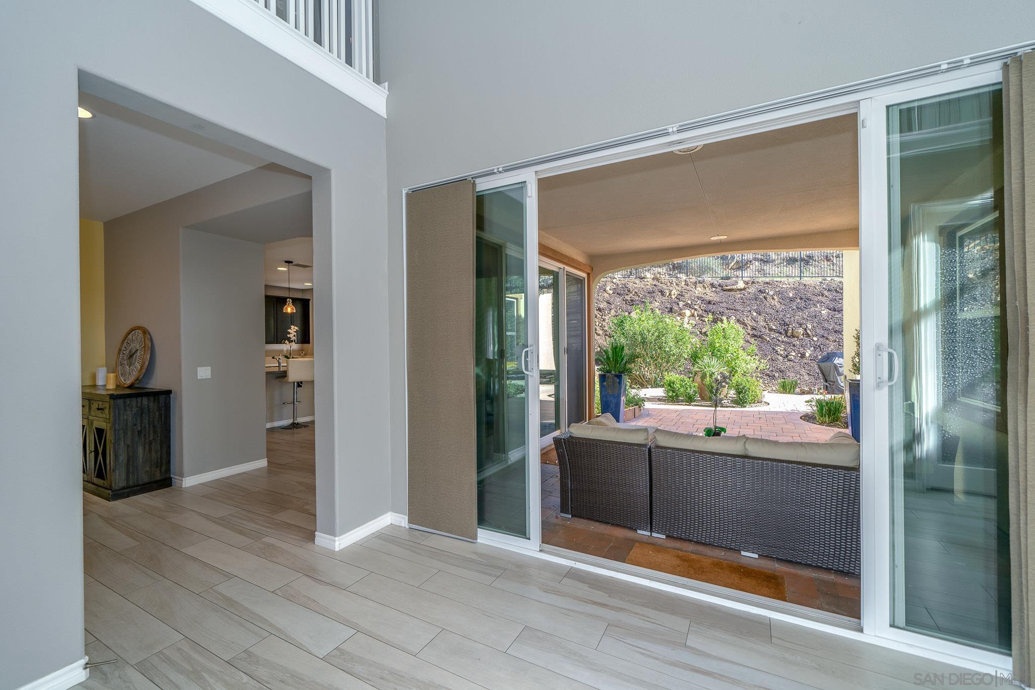 Detail Gallery Image 3 of 54 For 847  Cannondale Ct, San Marcos,  CA 92078 - 5 Beds | 5/1 Baths