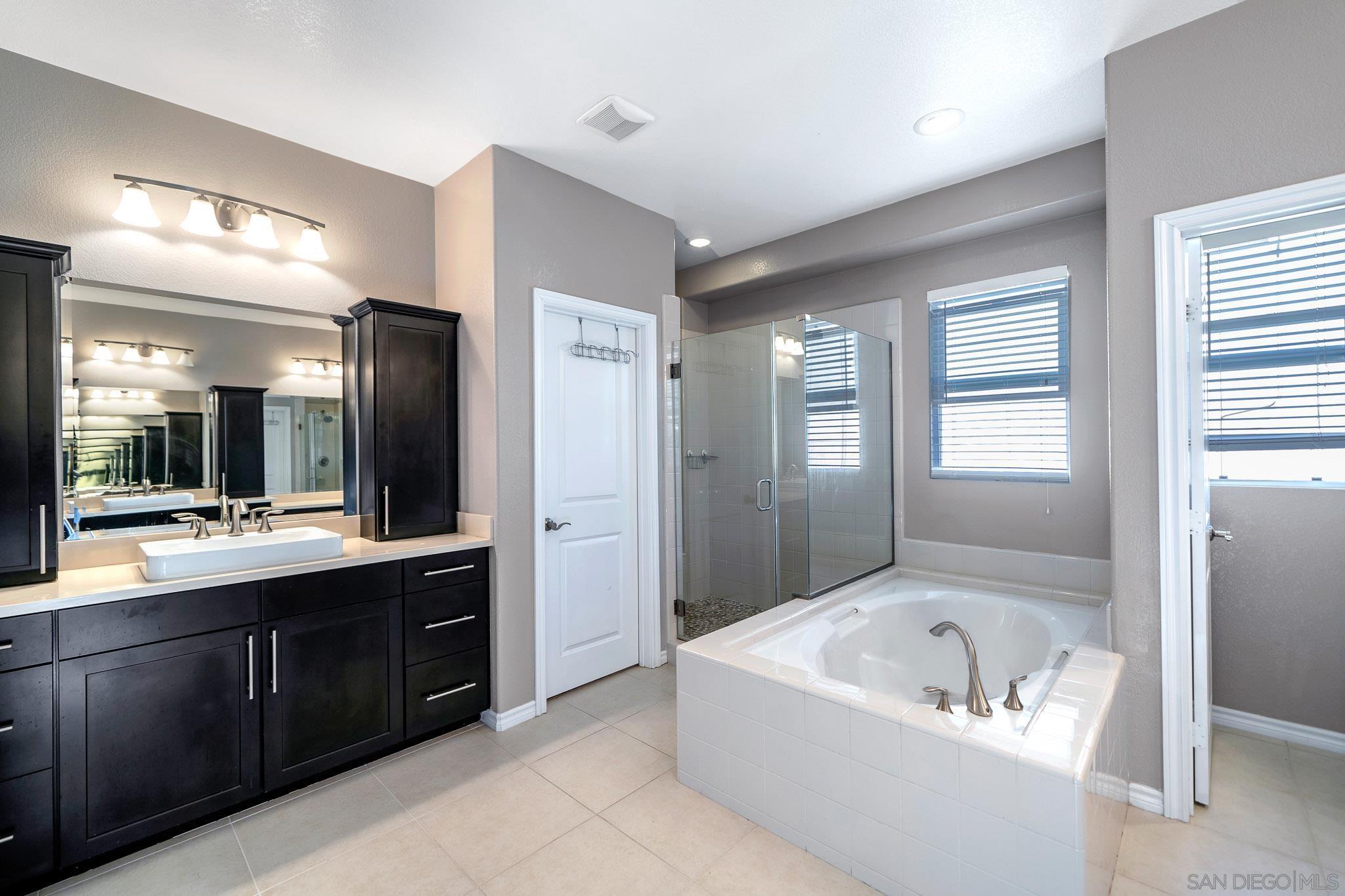 Detail Gallery Image 21 of 54 For 847  Cannondale Ct, San Marcos,  CA 92078 - 5 Beds | 5/1 Baths