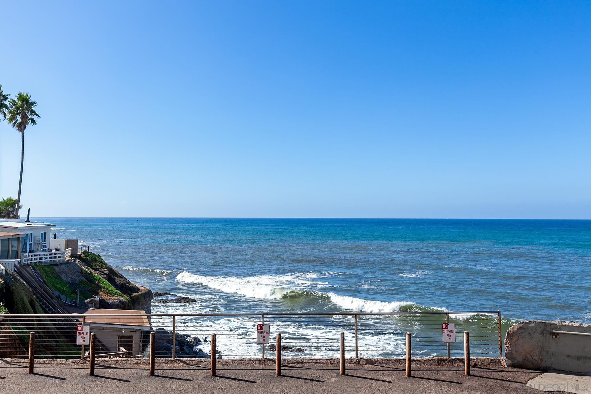 Detail Gallery Image 2 of 73 For 4878  Pescadero Ave  #103,  San Diego,  CA 92107 - 2 Beds | 2 Baths