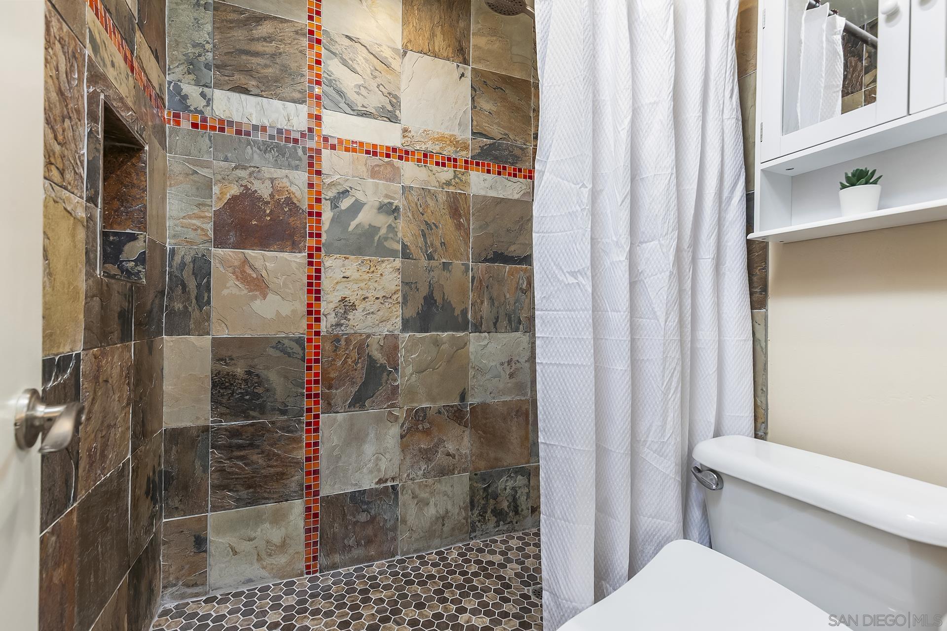 Detail Gallery Image 24 of 73 For 4878  Pescadero Ave  #103,  San Diego,  CA 92107 - 2 Beds | 2 Baths