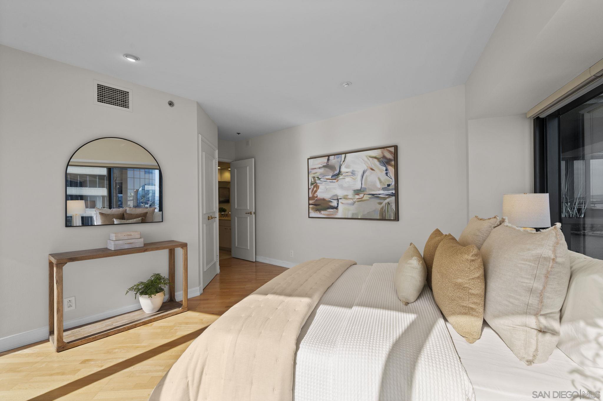 Detail Gallery Image 38 of 62 For 100 W Harbor Dr  #3005,  San Diego,  CA 92101 - 2 Beds | 2 Baths