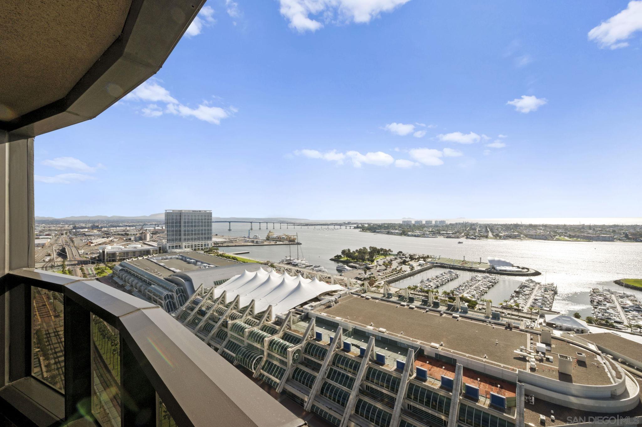 Detail Gallery Image 44 of 62 For 100 W Harbor Dr  #3005,  San Diego,  CA 92101 - 2 Beds | 2 Baths