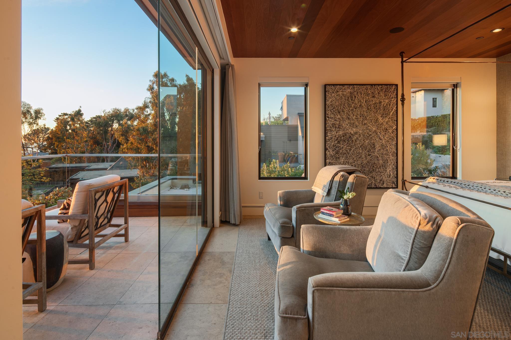 Detail Gallery Image 39 of 46 For 1970  Zapo Street, Del Mar,  CA 92014 - 4 Beds | 3/1 Baths