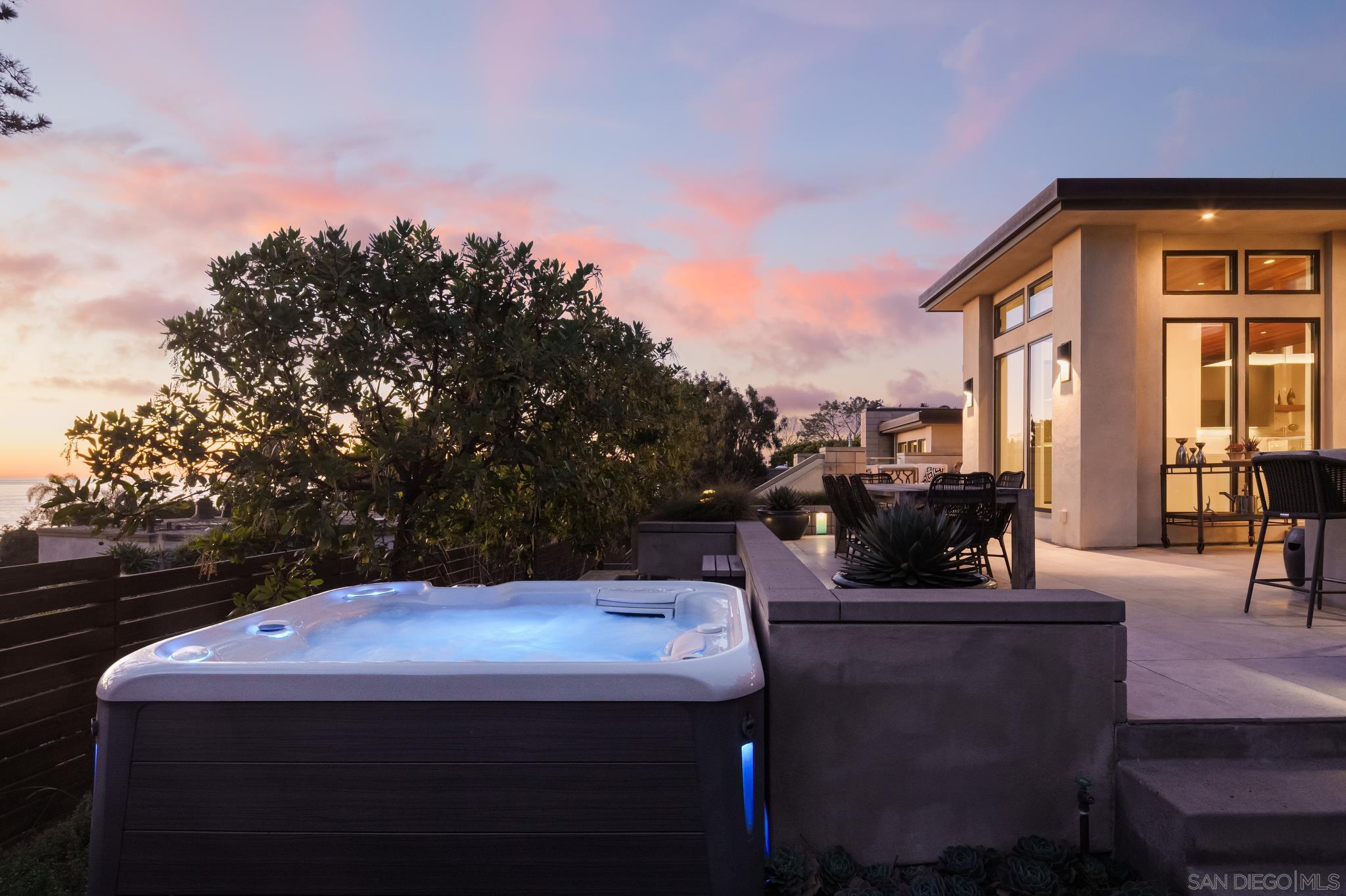 Detail Gallery Image 41 of 46 For 1970  Zapo Street, Del Mar,  CA 92014 - 4 Beds | 3/1 Baths