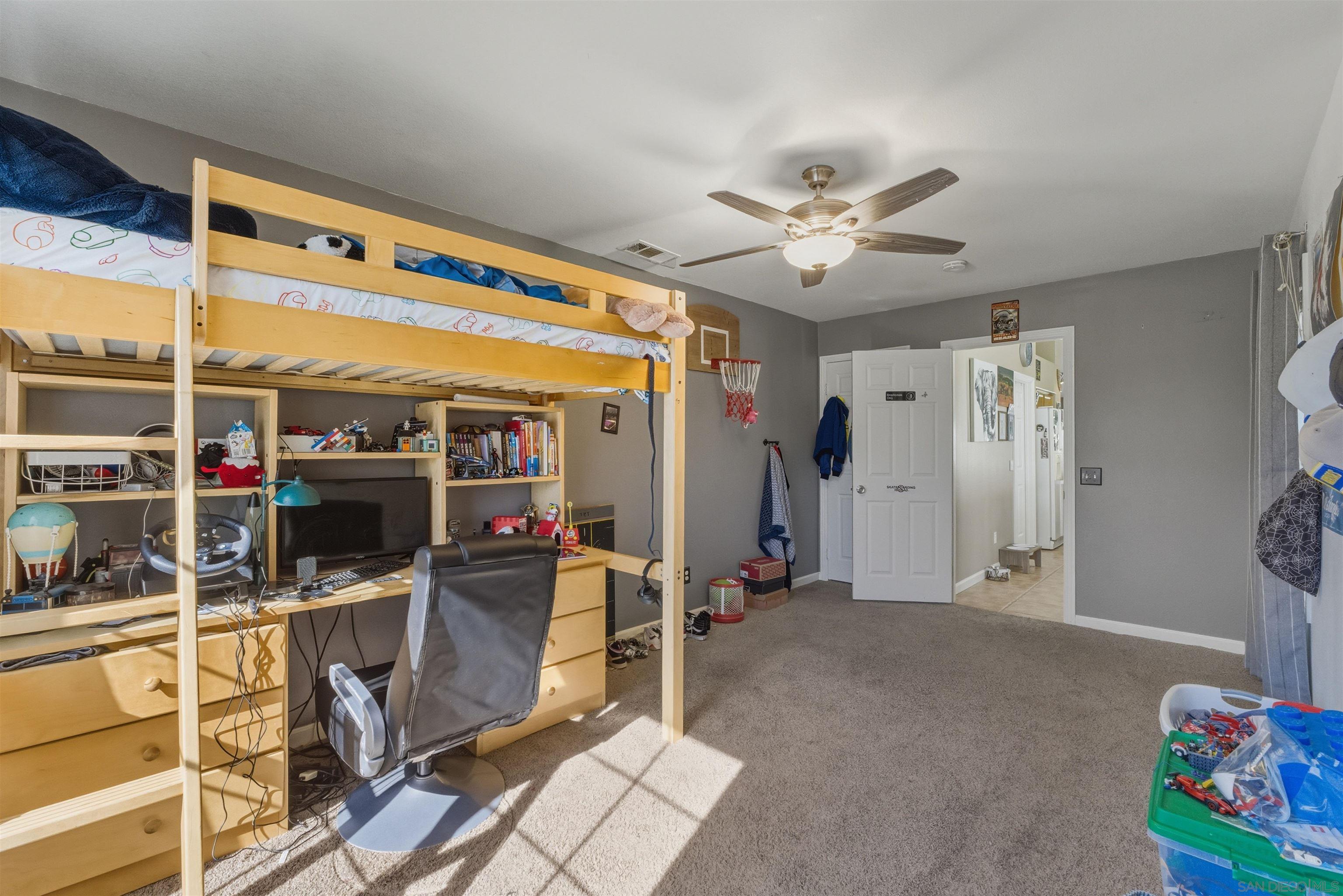 Detail Gallery Image 16 of 40 For 31628  Loire, Winchester,  CA 92596 - 4 Beds | 2 Baths