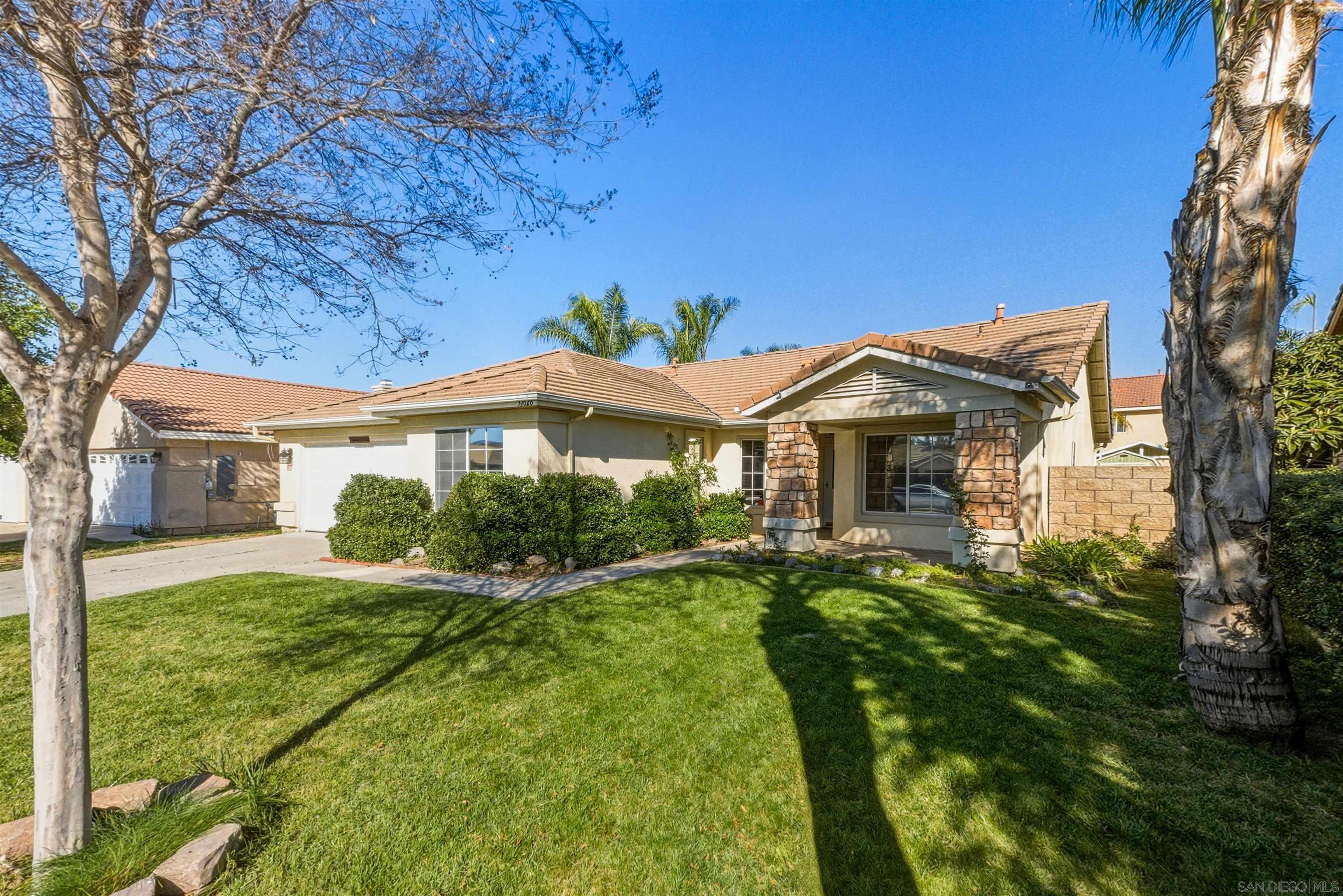 Detail Gallery Image 4 of 40 For 31628  Loire, Winchester,  CA 92596 - 4 Beds | 2 Baths