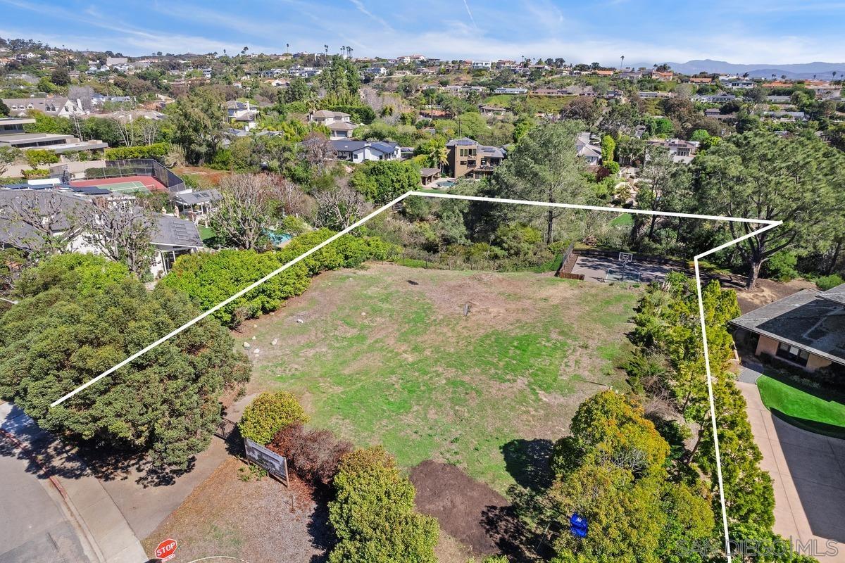 Detail Gallery Image 12 of 13 For , La Jolla,  CA 92037 - – Beds | – Baths