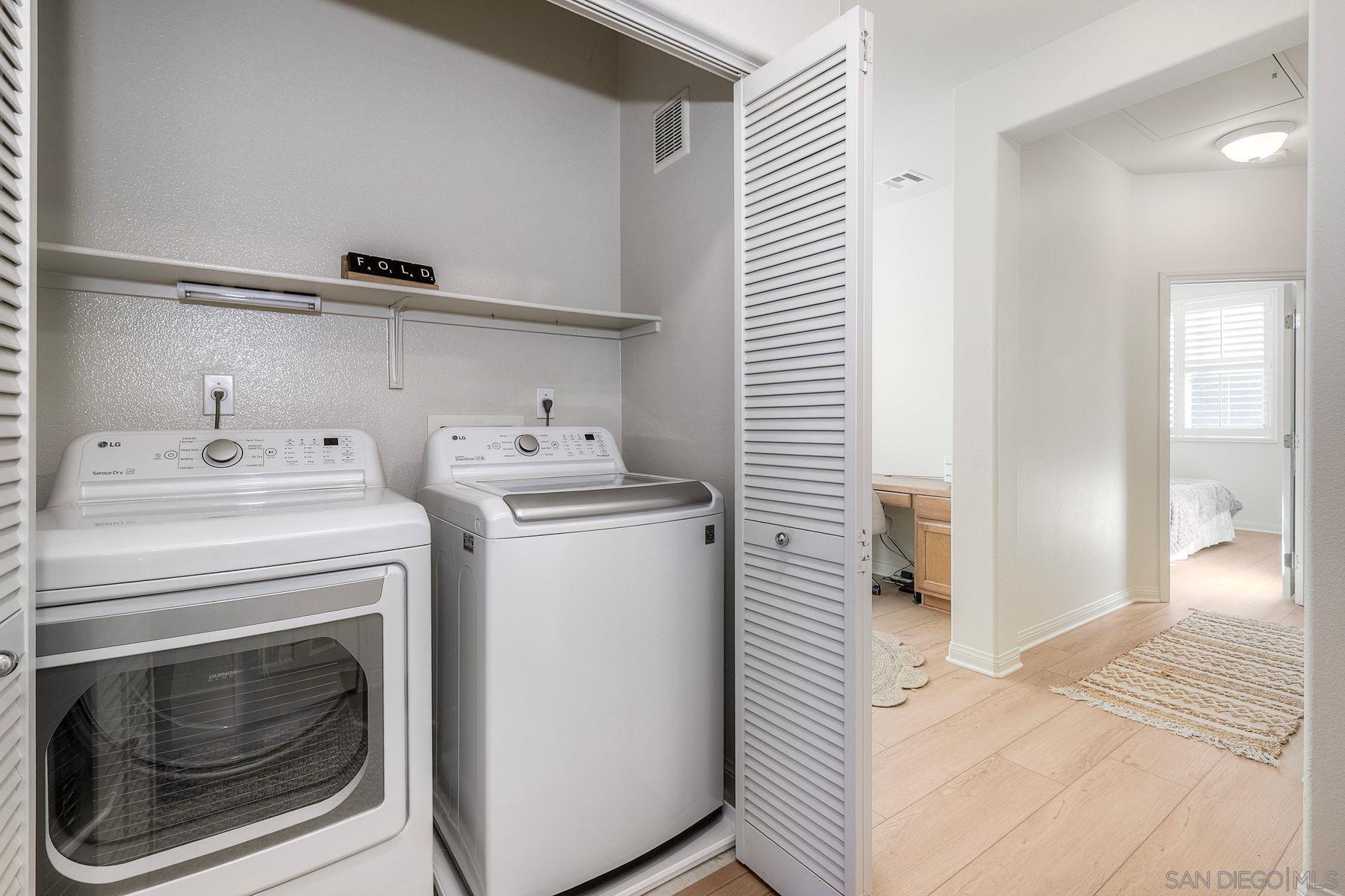 Detail Gallery Image 17 of 46 For 1921  Bassett Ln, Santee,  CA 92071 - 3 Beds | 2/1 Baths