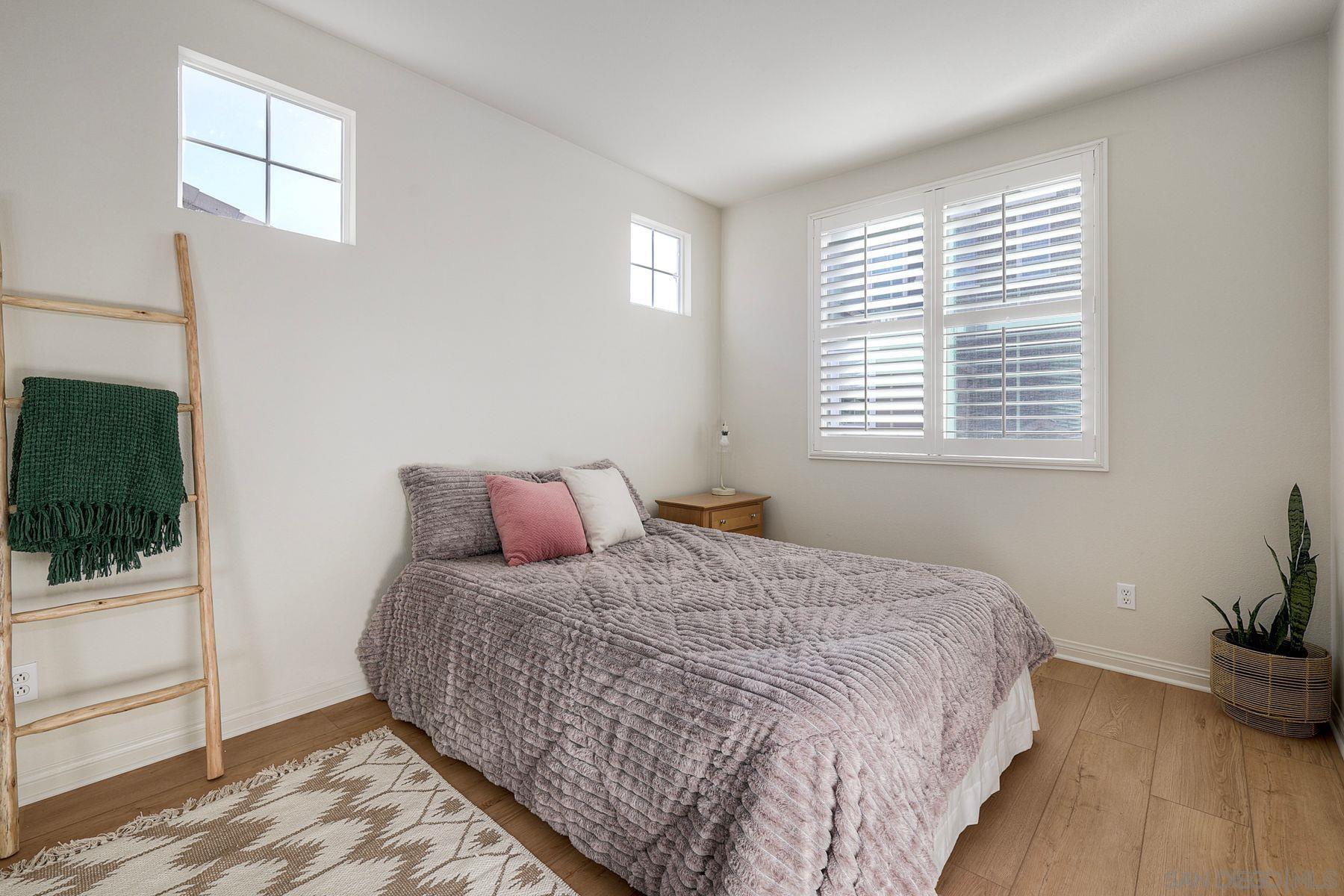 Detail Gallery Image 26 of 46 For 1921  Bassett Ln, Santee,  CA 92071 - 3 Beds | 2/1 Baths