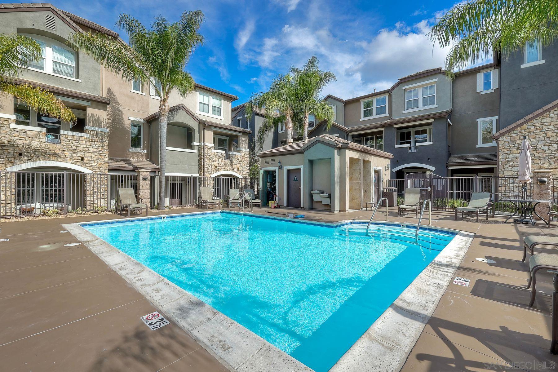 Detail Gallery Image 33 of 46 For 1921  Bassett Ln, Santee,  CA 92071 - 3 Beds | 2/1 Baths