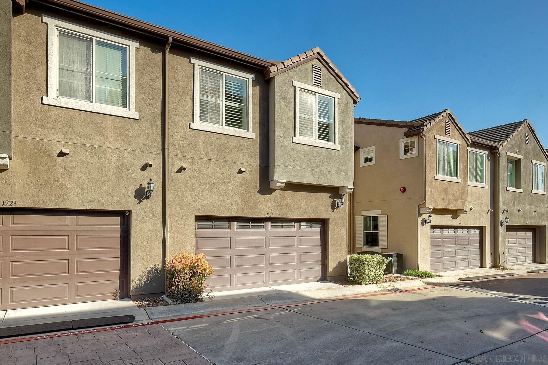 Detail Gallery Image 39 of 46 For 1921  Bassett Ln, Santee,  CA 92071 - 3 Beds | 2/1 Baths