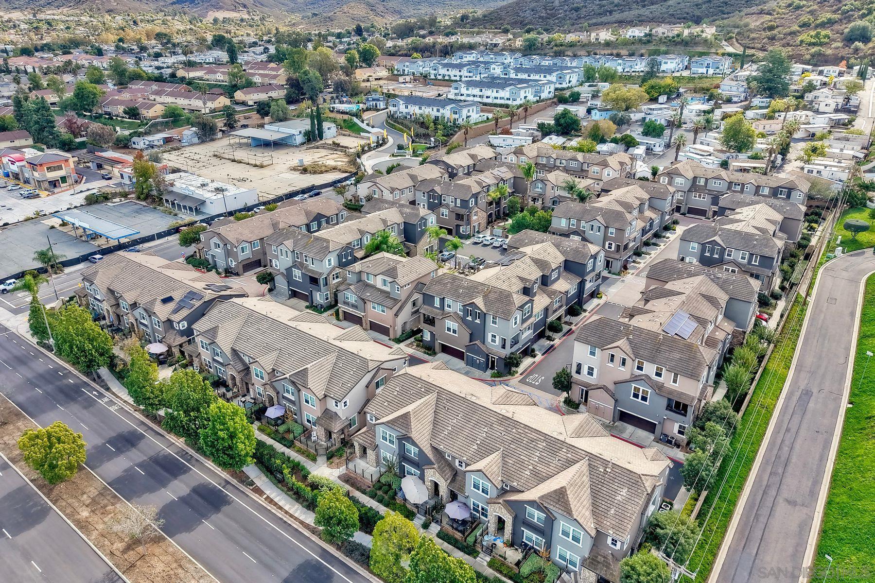 Detail Gallery Image 45 of 46 For 1921  Bassett Ln, Santee,  CA 92071 - 3 Beds | 2/1 Baths