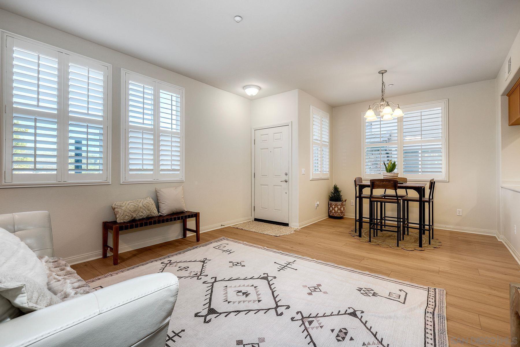 Detail Gallery Image 7 of 46 For 1921  Bassett Ln, Santee,  CA 92071 - 3 Beds | 2/1 Baths