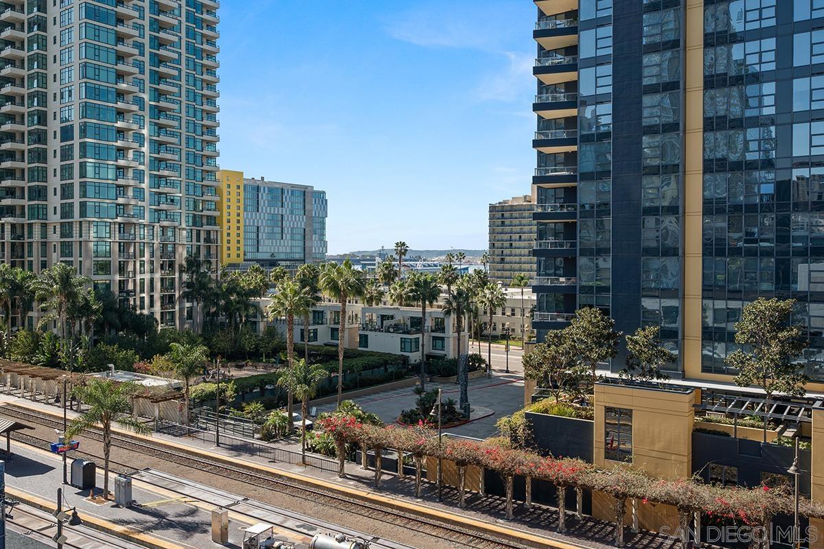 Detail Gallery Image 7 of 54 For 1388  Kettner Blvd  #508,  San Diego,  CA 92101 - 2 Beds | 2 Baths