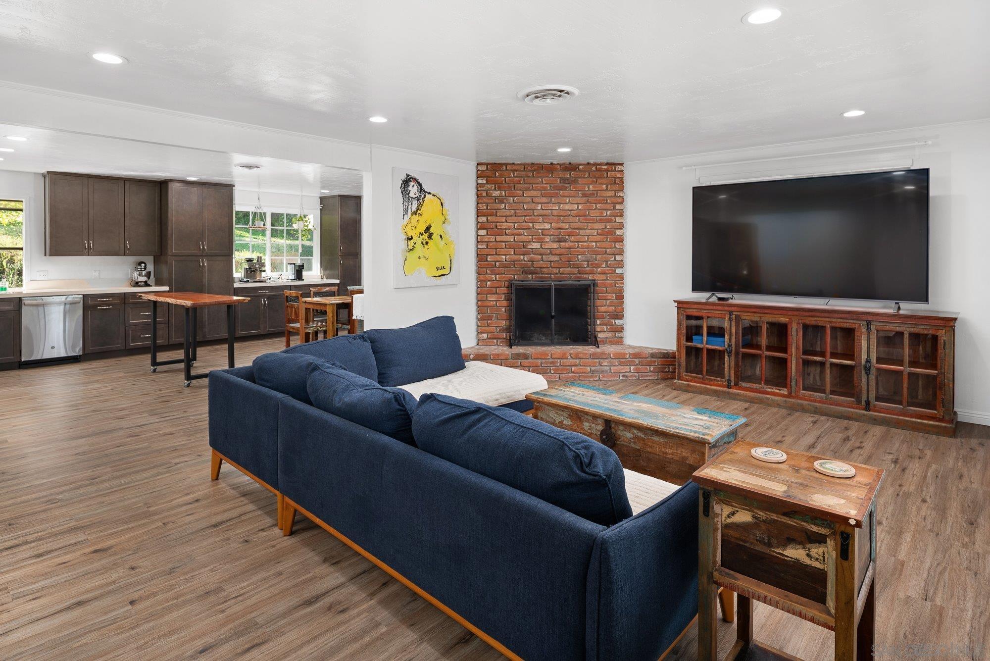 Detail Gallery Image 9 of 59 For 1780  Grove Rd, El Cajon,  CA 92020 - 3 Beds | 2 Baths